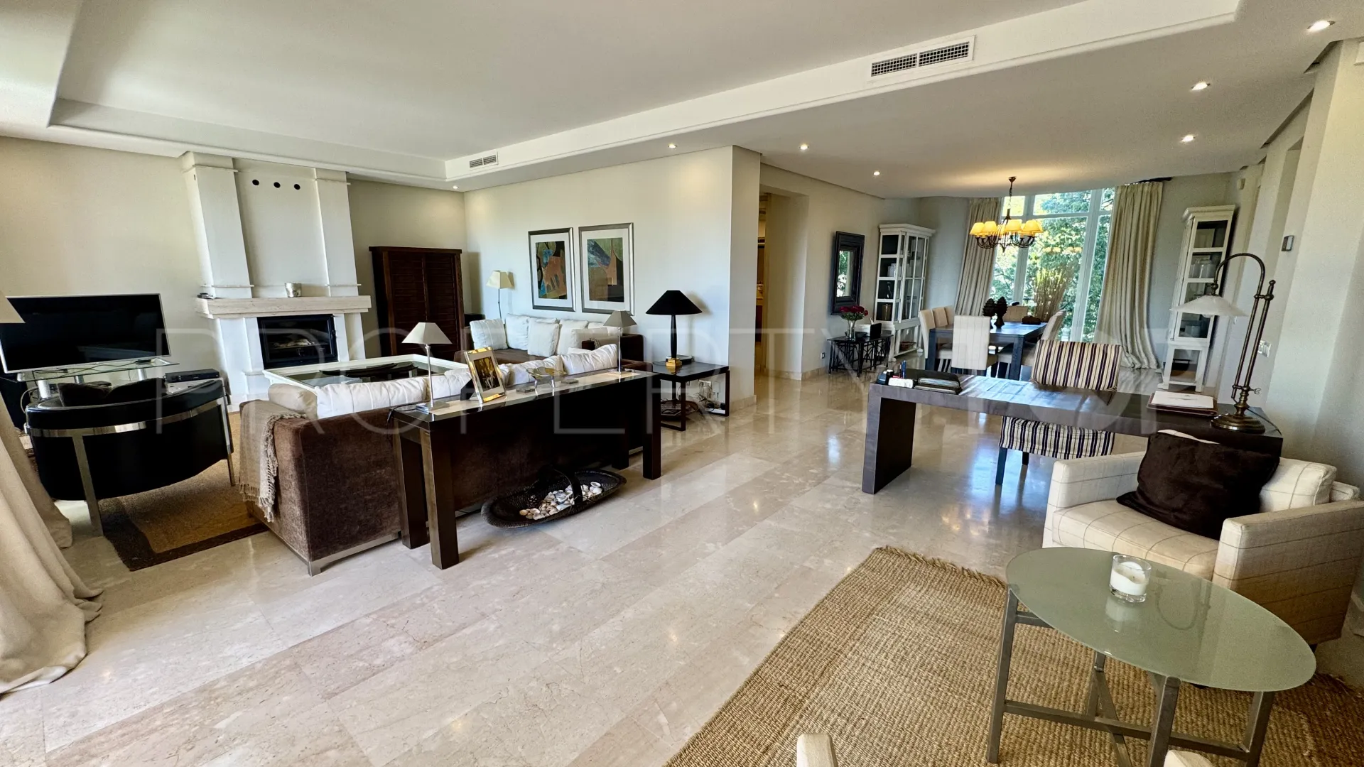 Apartamento en venta de 3 dormitorios en La Trinidad