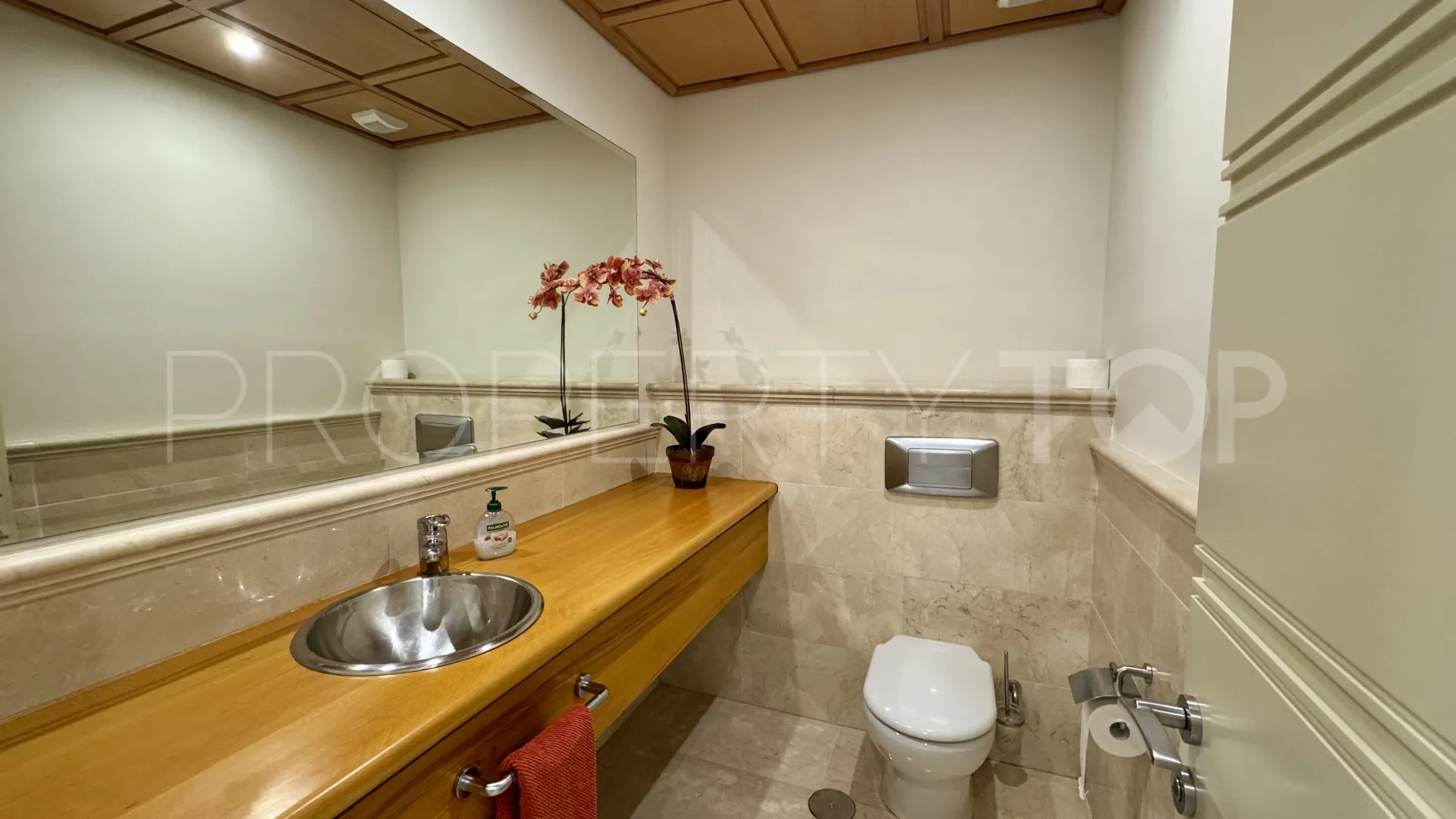 Apartamento en venta de 3 dormitorios en La Trinidad