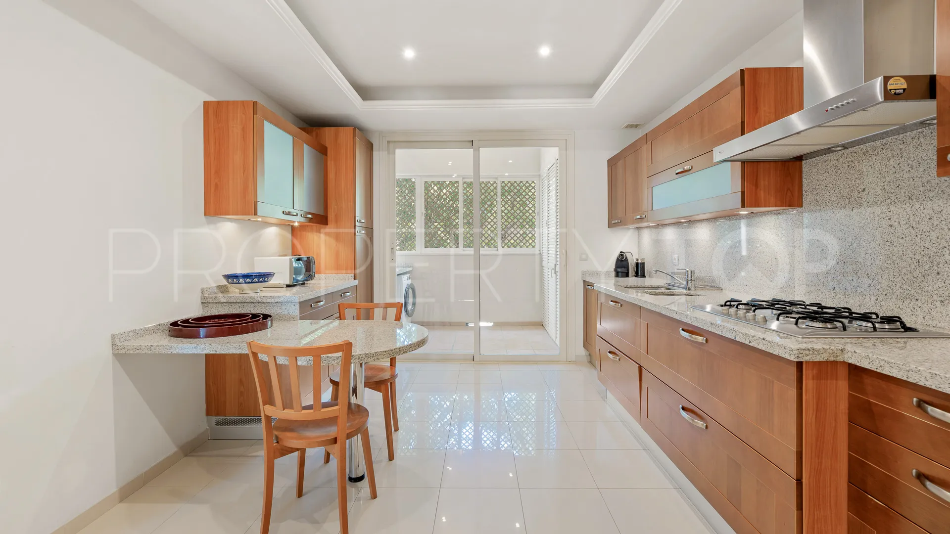 For sale apartment with 3 bedrooms in La Trinidad