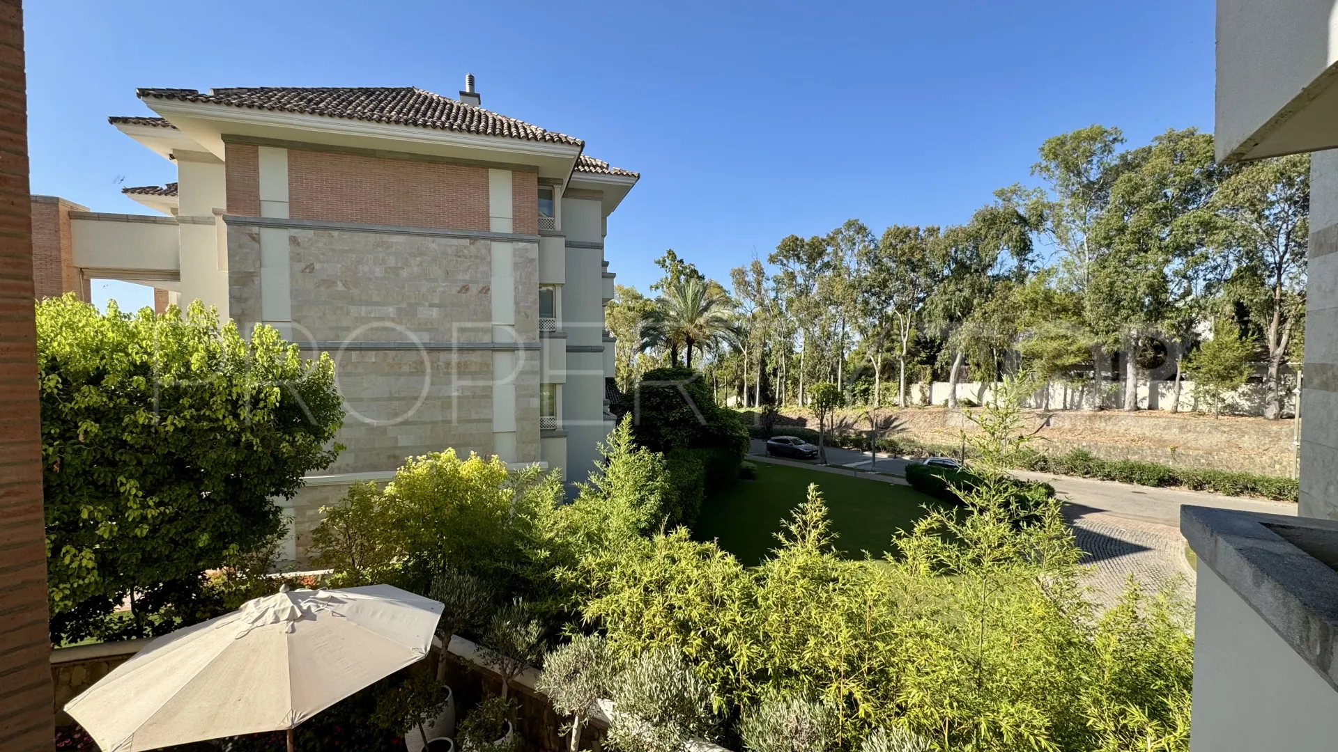 Apartamento en venta de 3 dormitorios en La Trinidad