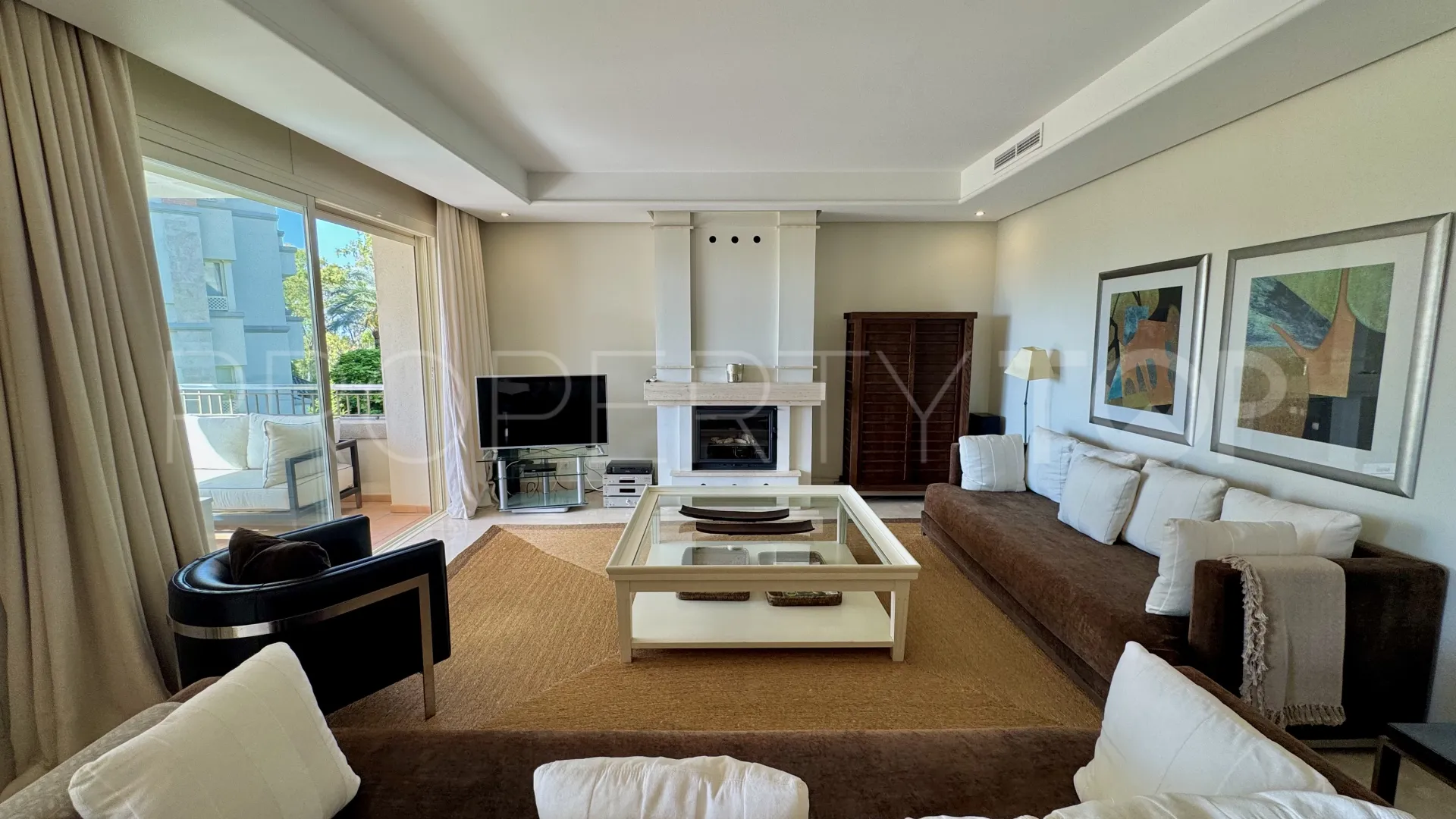 Apartamento en venta de 3 dormitorios en La Trinidad