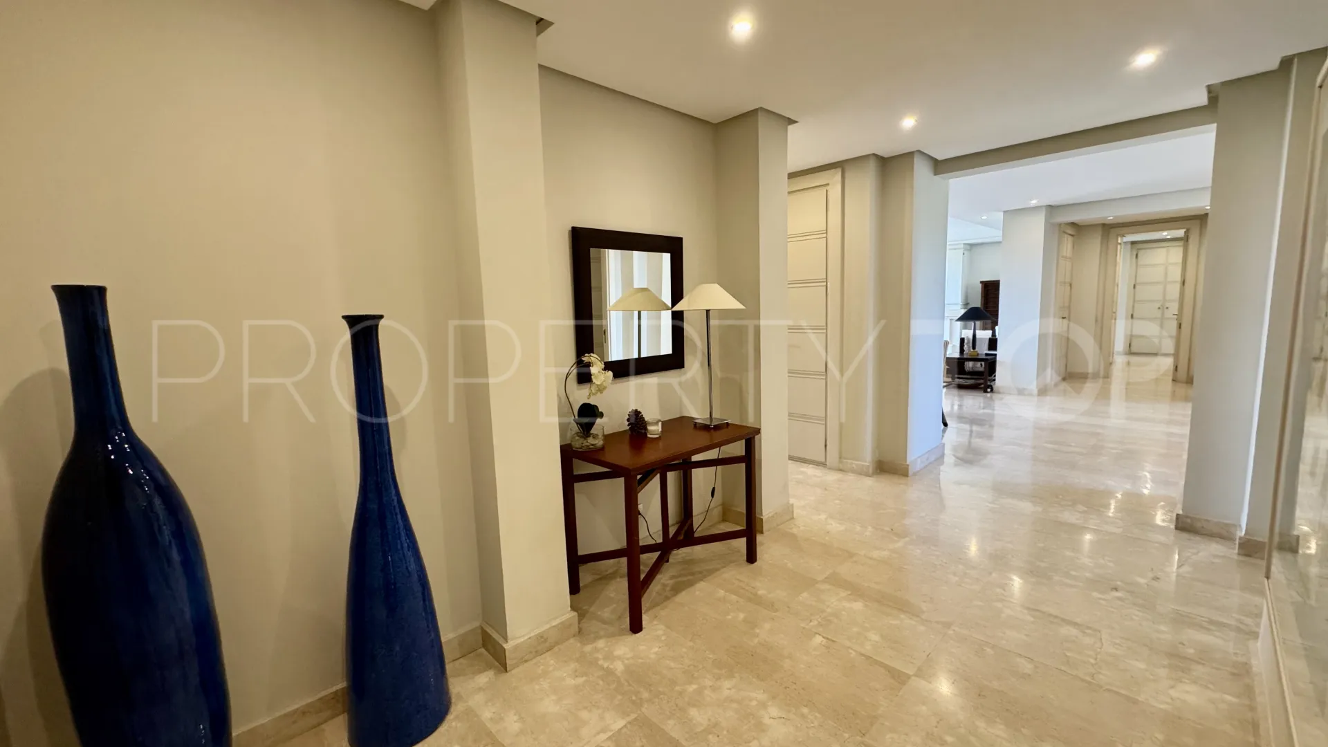 Apartamento en venta de 3 dormitorios en La Trinidad