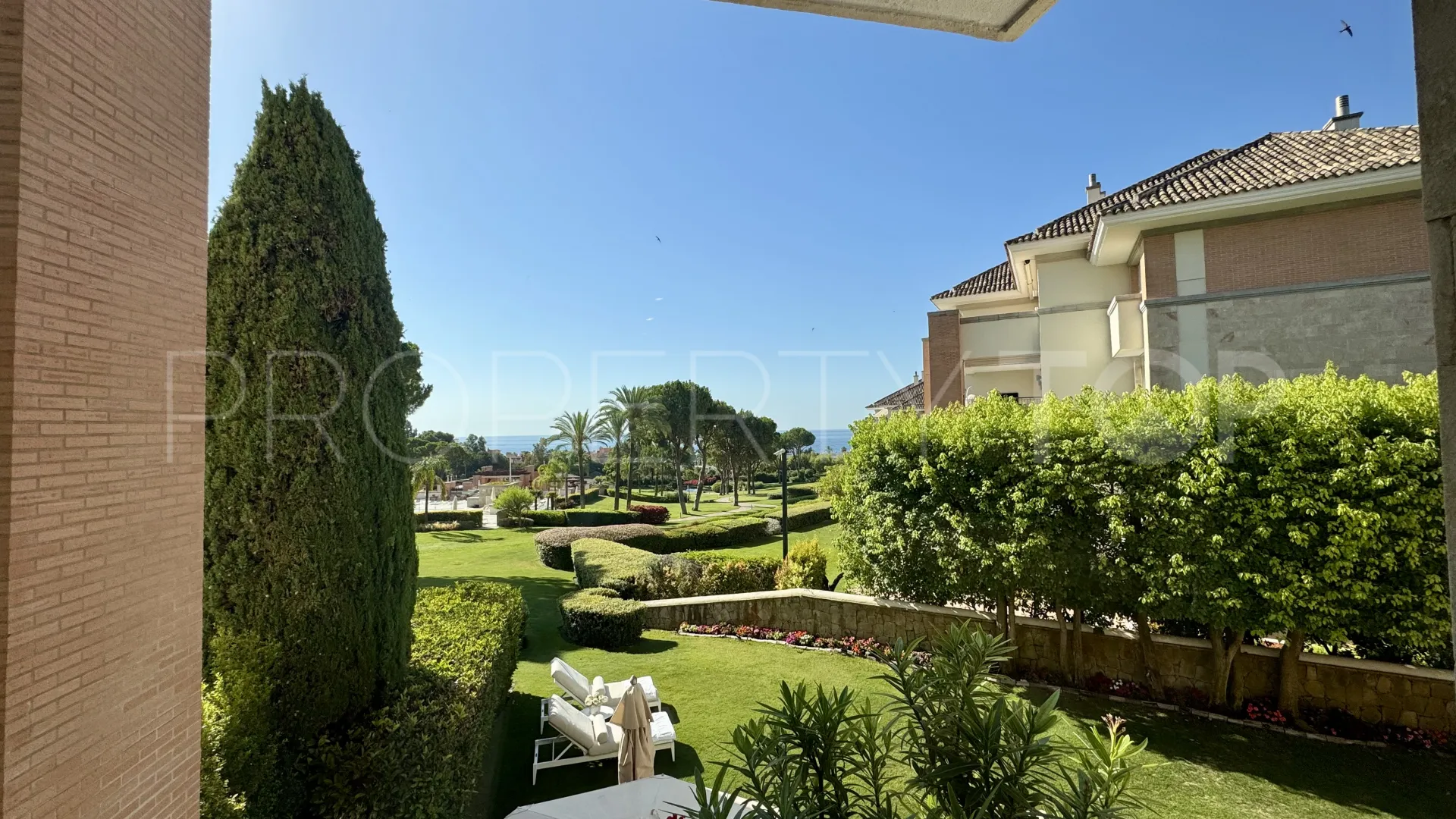Apartamento en venta de 3 dormitorios en La Trinidad
