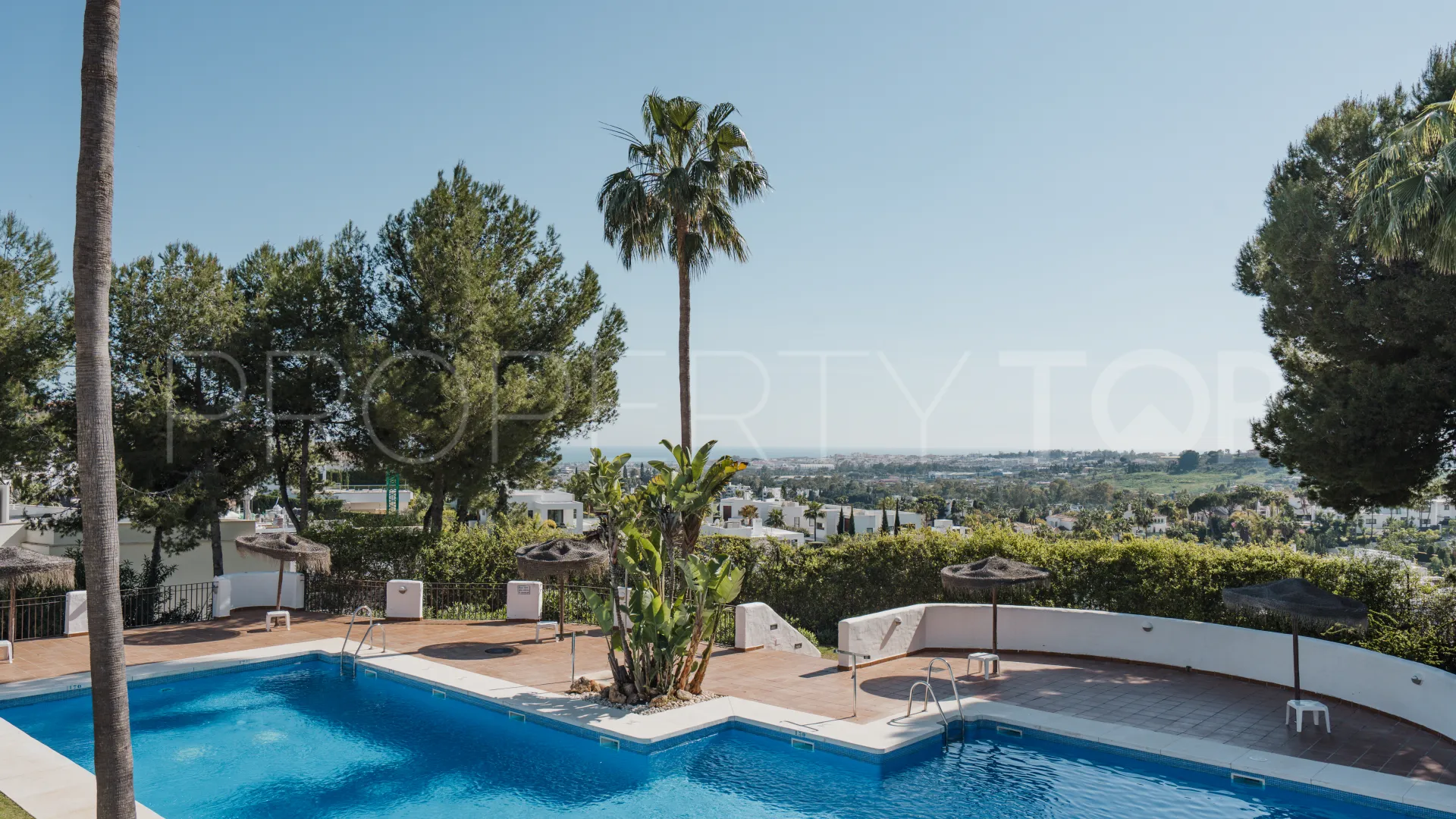 Apartment in La Quinta Village for sale