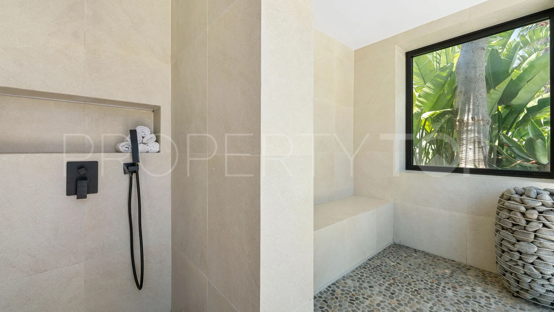 Villa a la venta en Bel Air