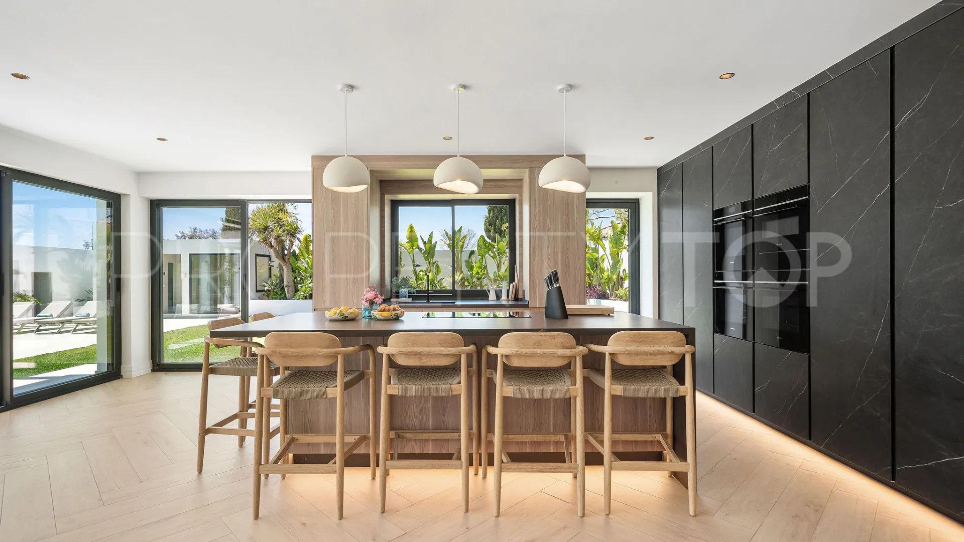 Villa a la venta en Bel Air