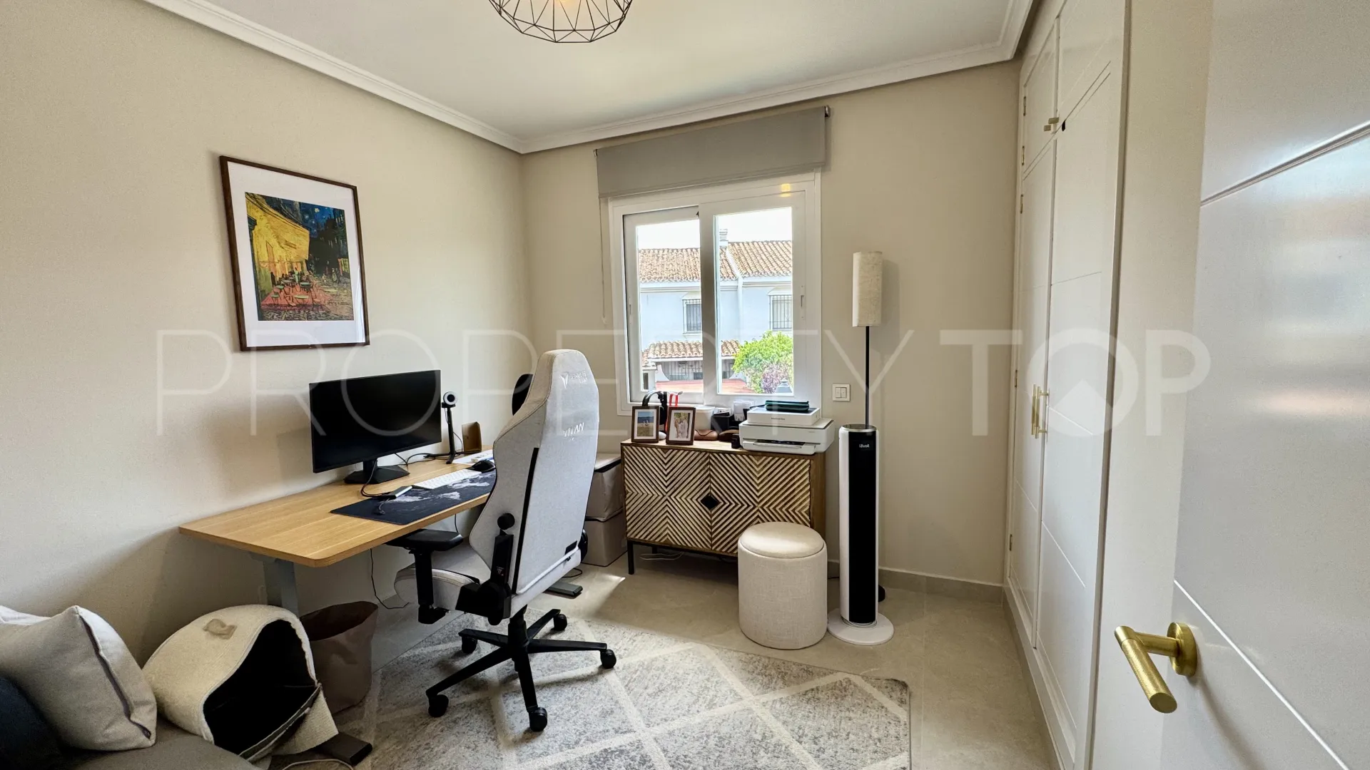 Las Petunias town house for sale