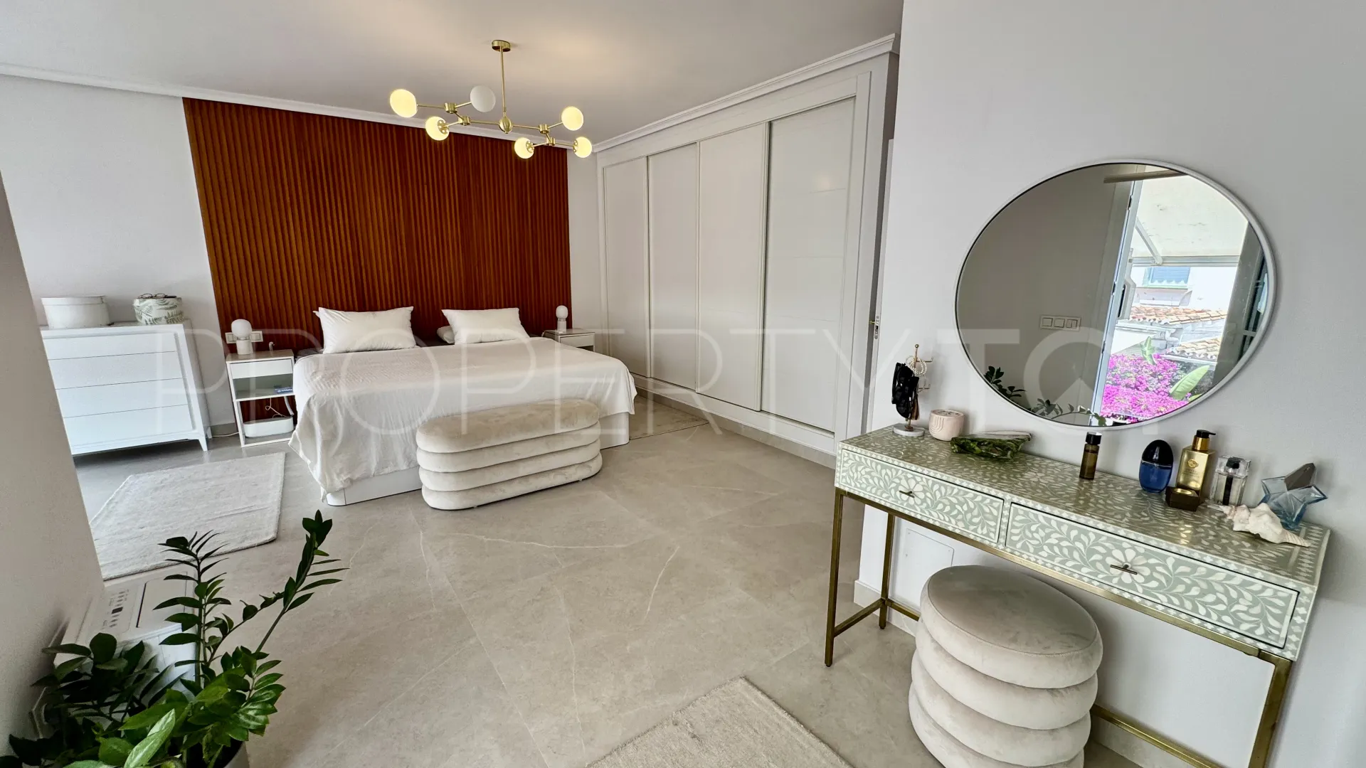 Las Petunias town house for sale