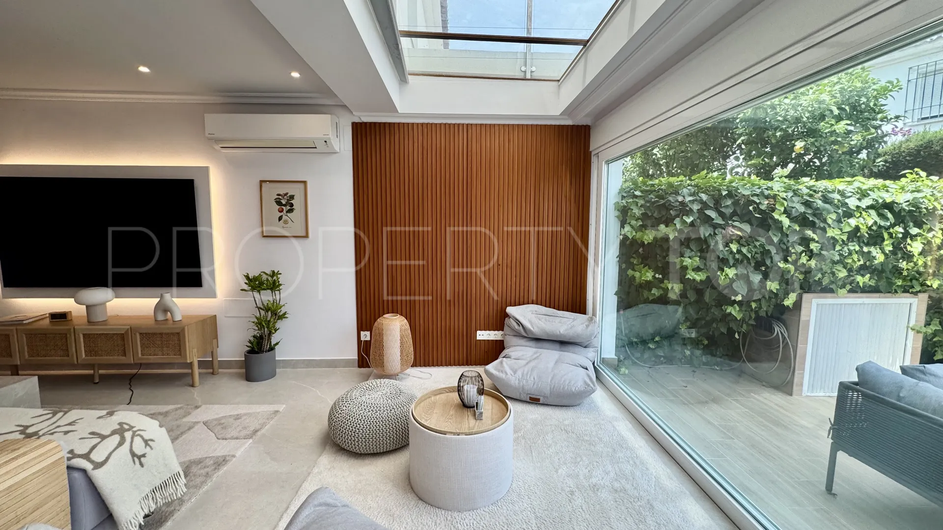 Las Petunias town house for sale