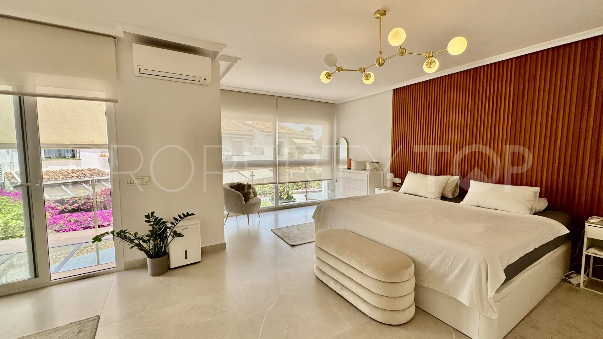 Las Petunias town house for sale