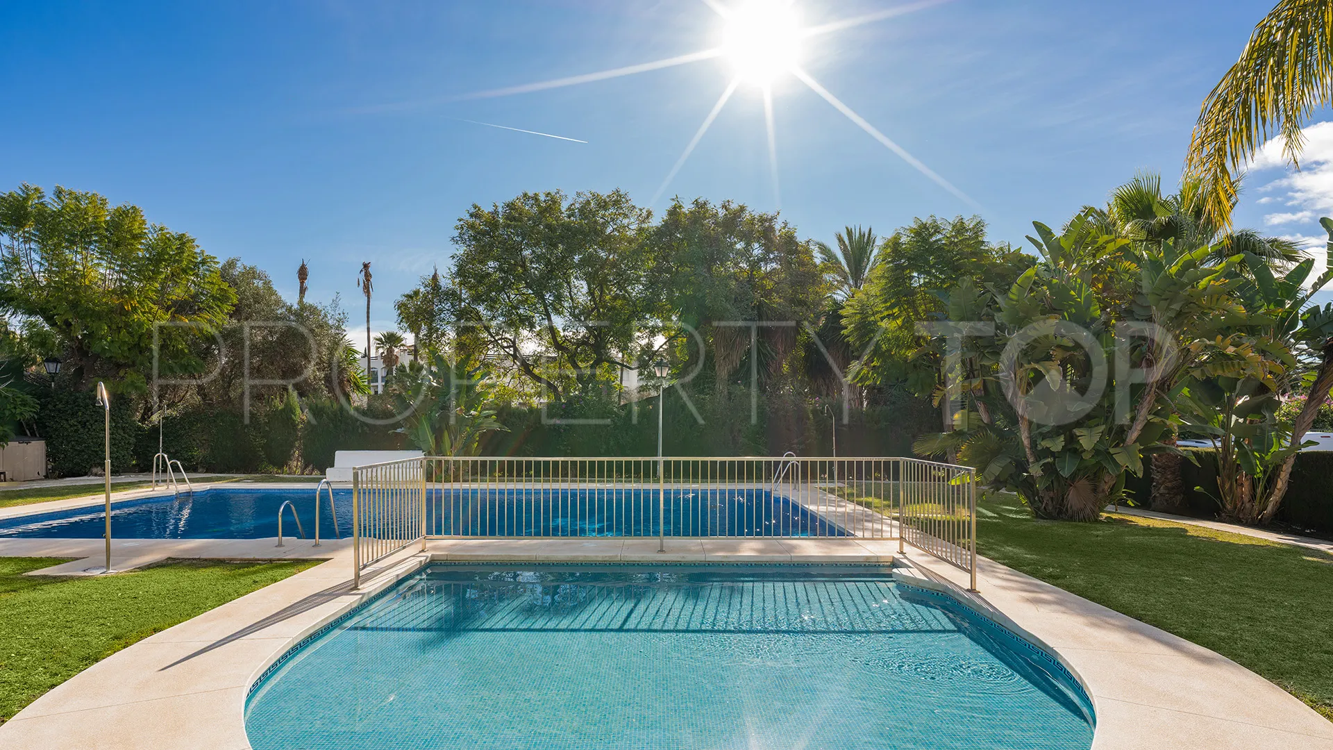 Las Petunias town house for sale