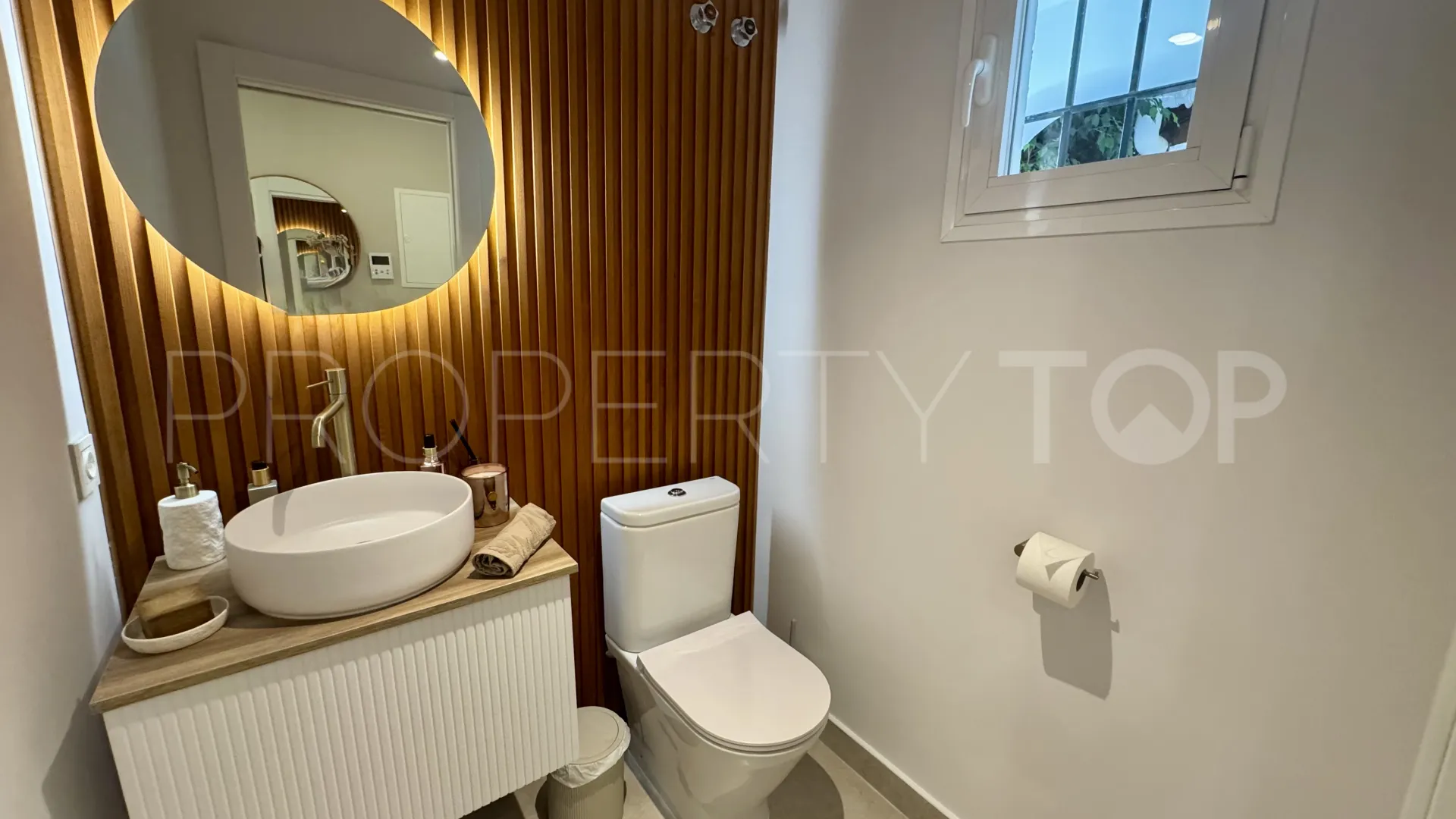Las Petunias town house for sale