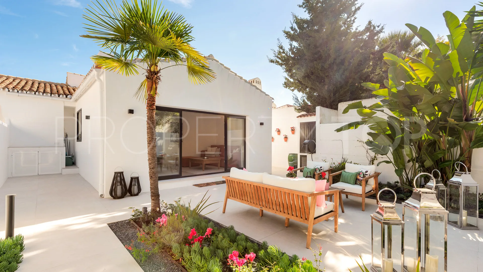 Comprar villa en Balcones de Sierra Blanca con 3 dormitorios