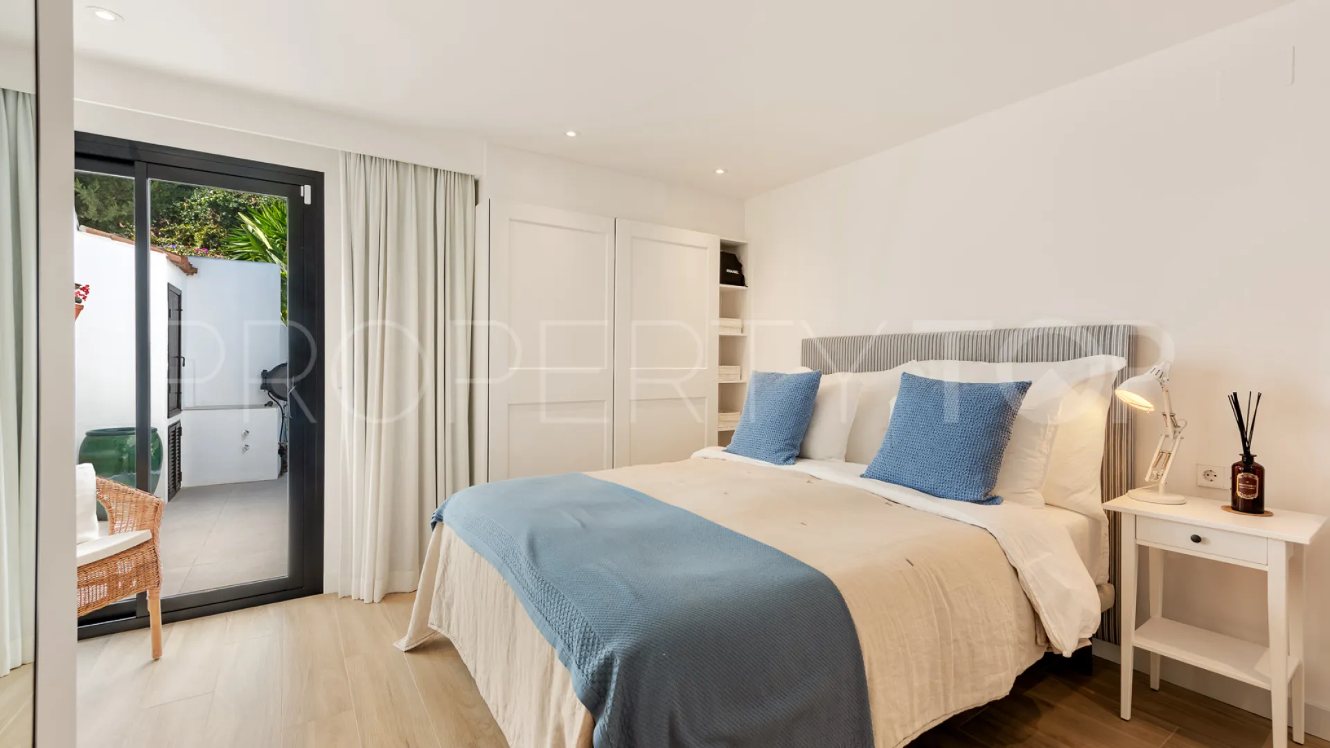 Comprar villa en Balcones de Sierra Blanca con 3 dormitorios