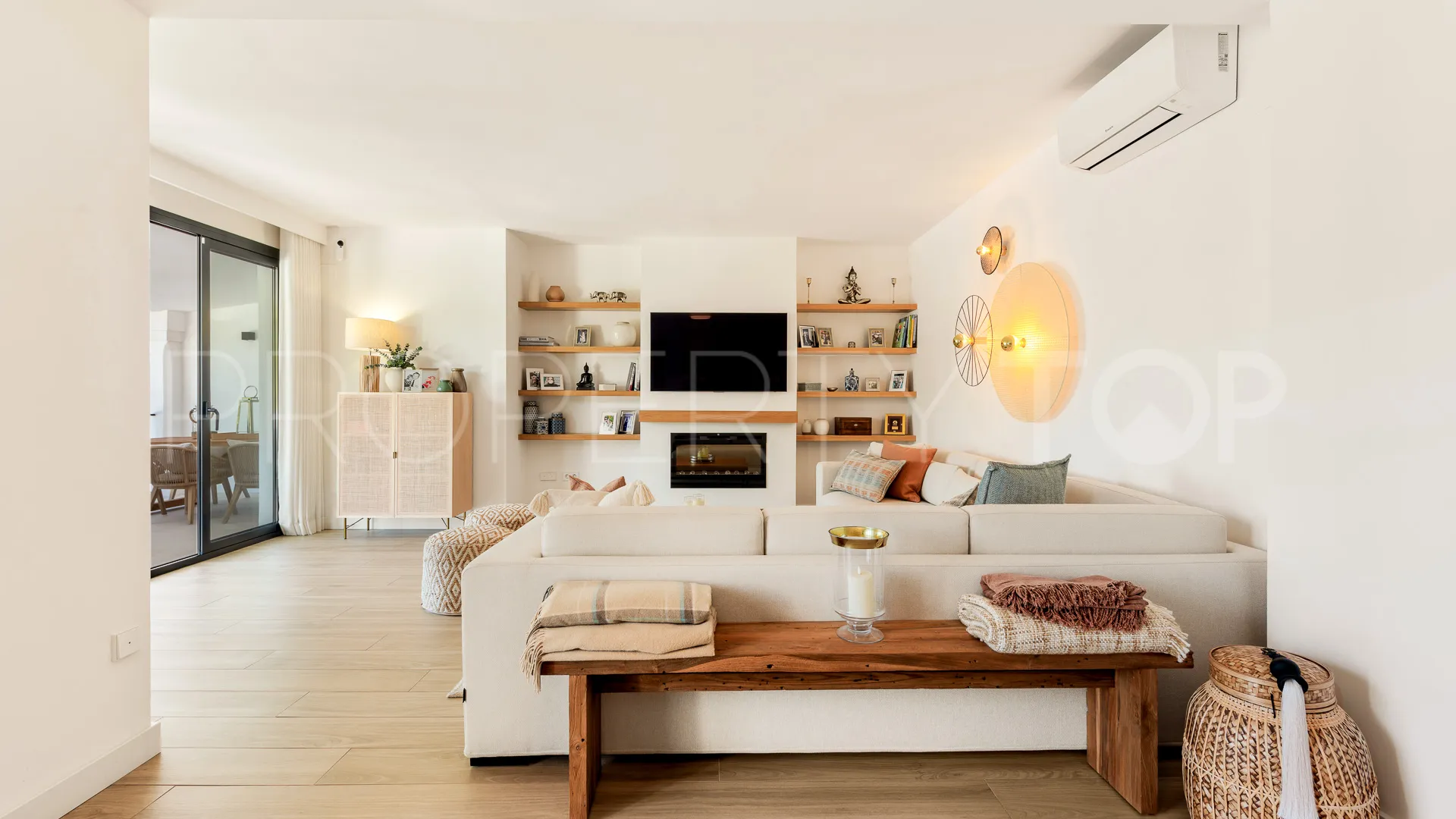 Comprar villa en Balcones de Sierra Blanca con 3 dormitorios
