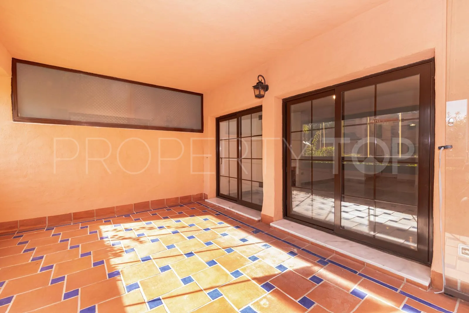 Comprar apartamento en Hacienda del Sol con 4 dormitorios