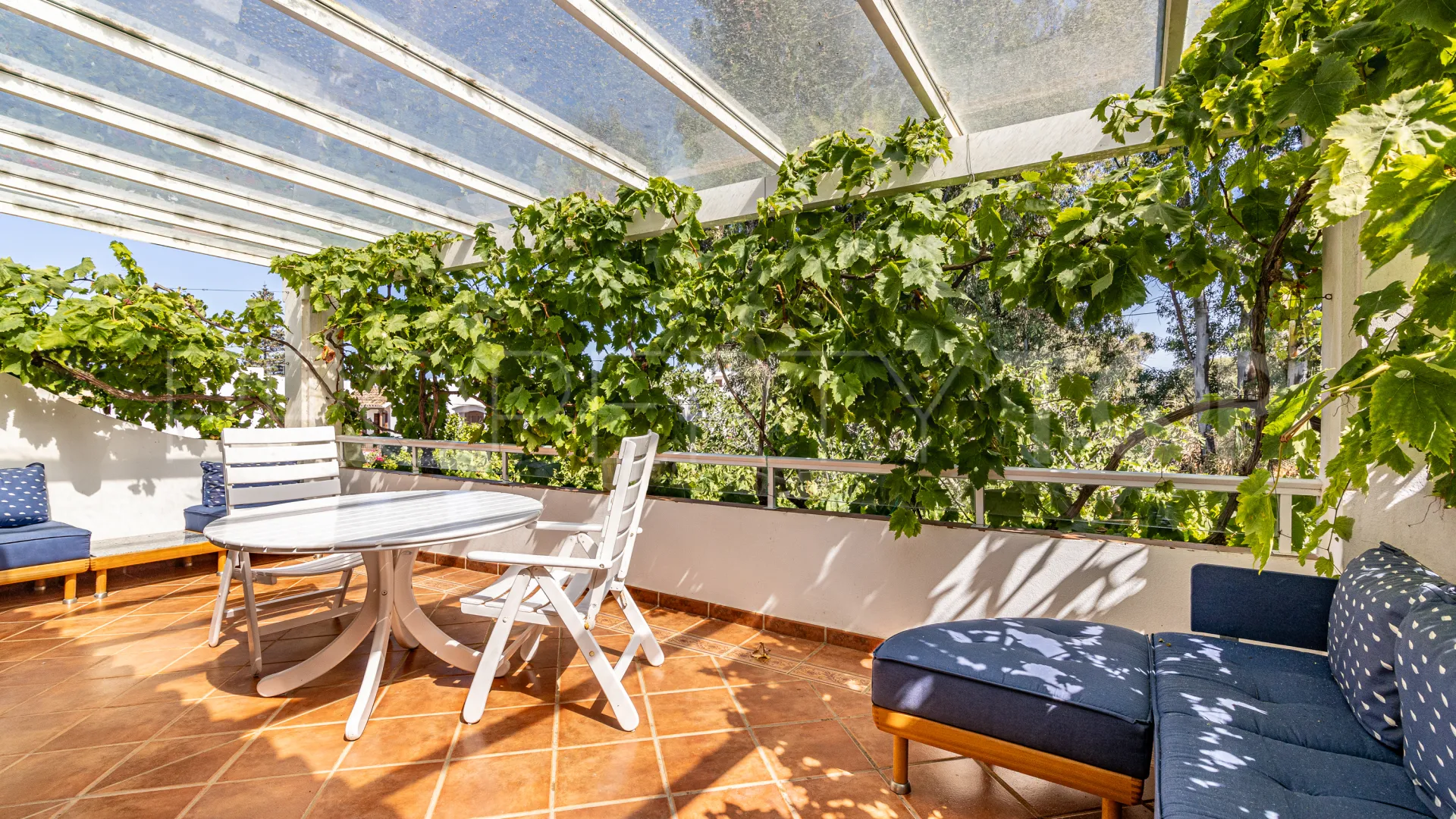 Se vende villa de 5 dormitorios en Cancelada