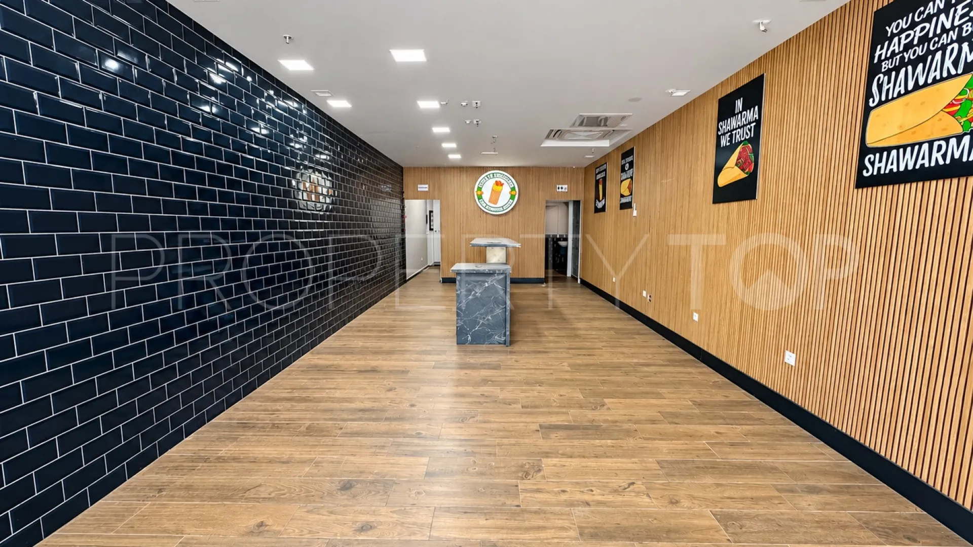 Comprar local comercial en Marbella - Puerto Banus