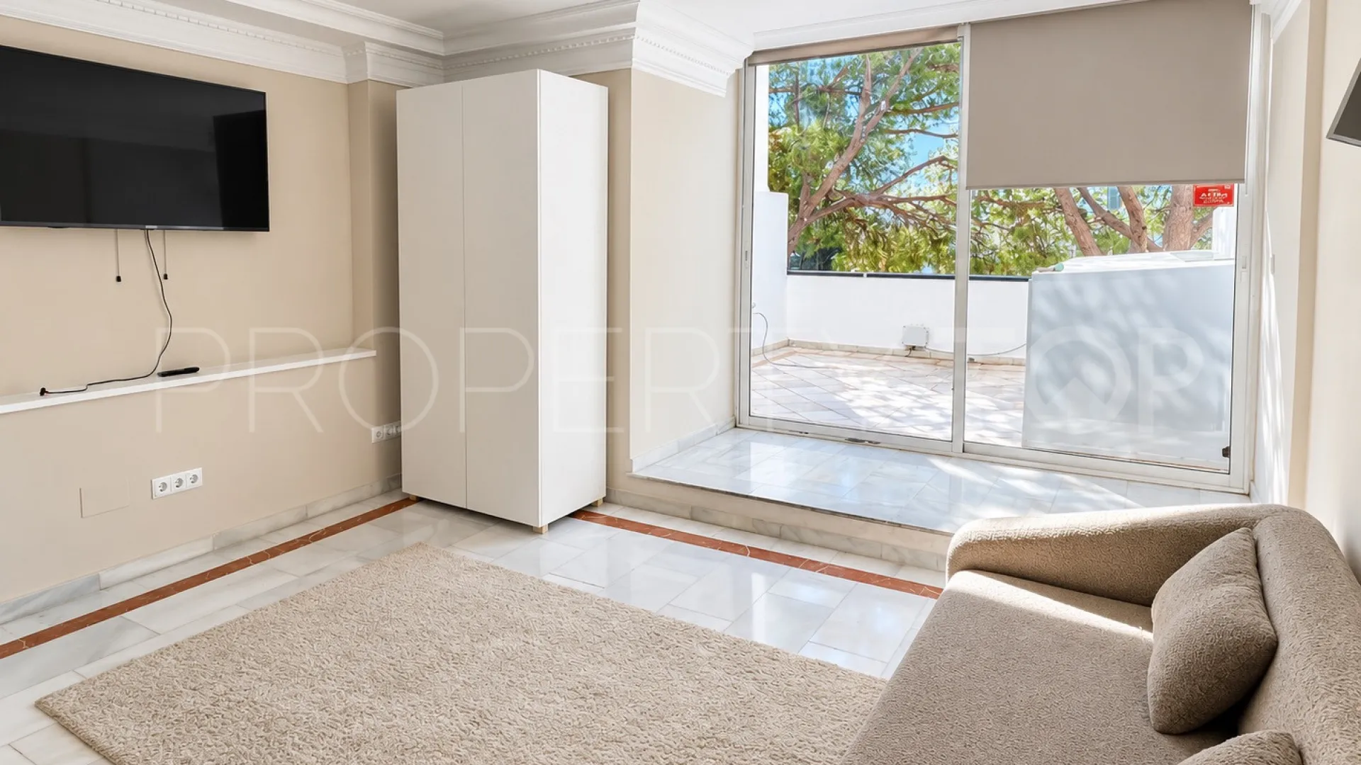 Comprar local comercial en Marbella - Puerto Banus