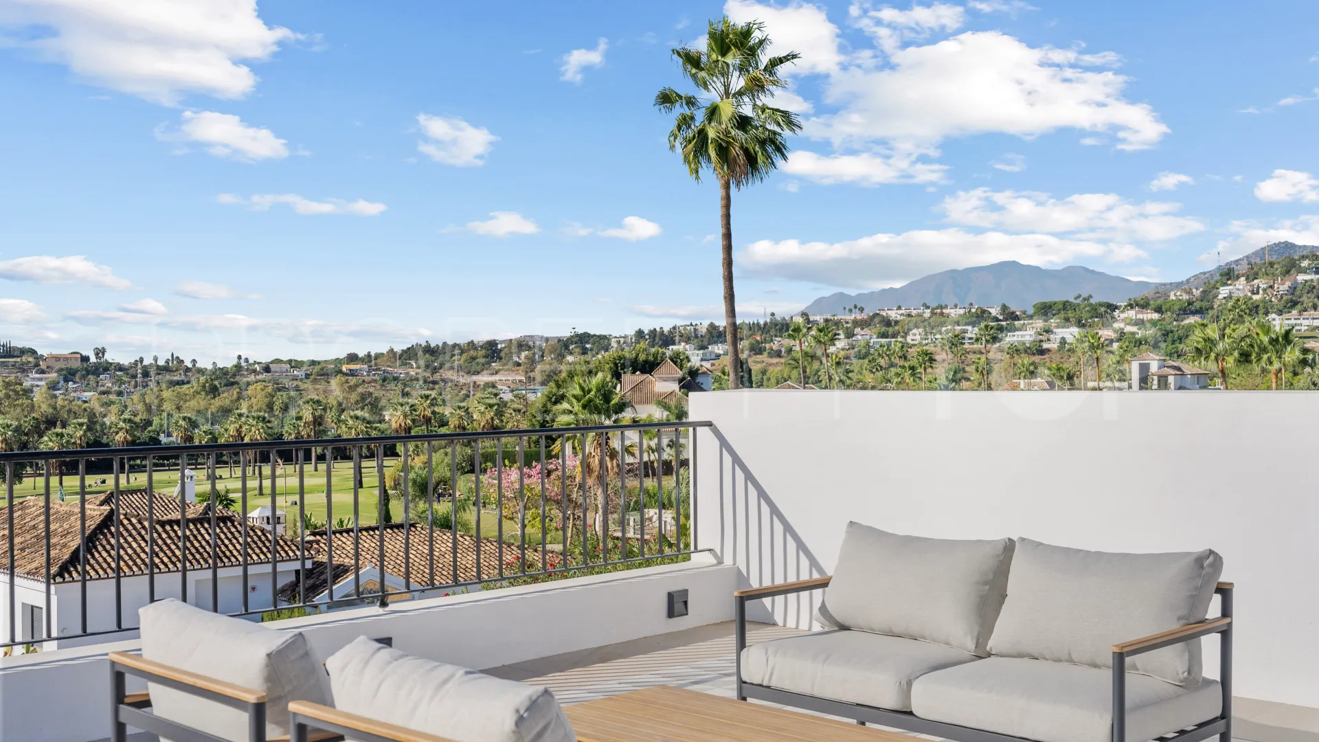 For sale Nueva Andalucia villa