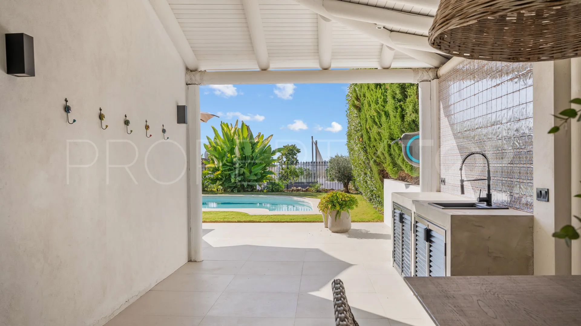 For sale Nueva Andalucia villa