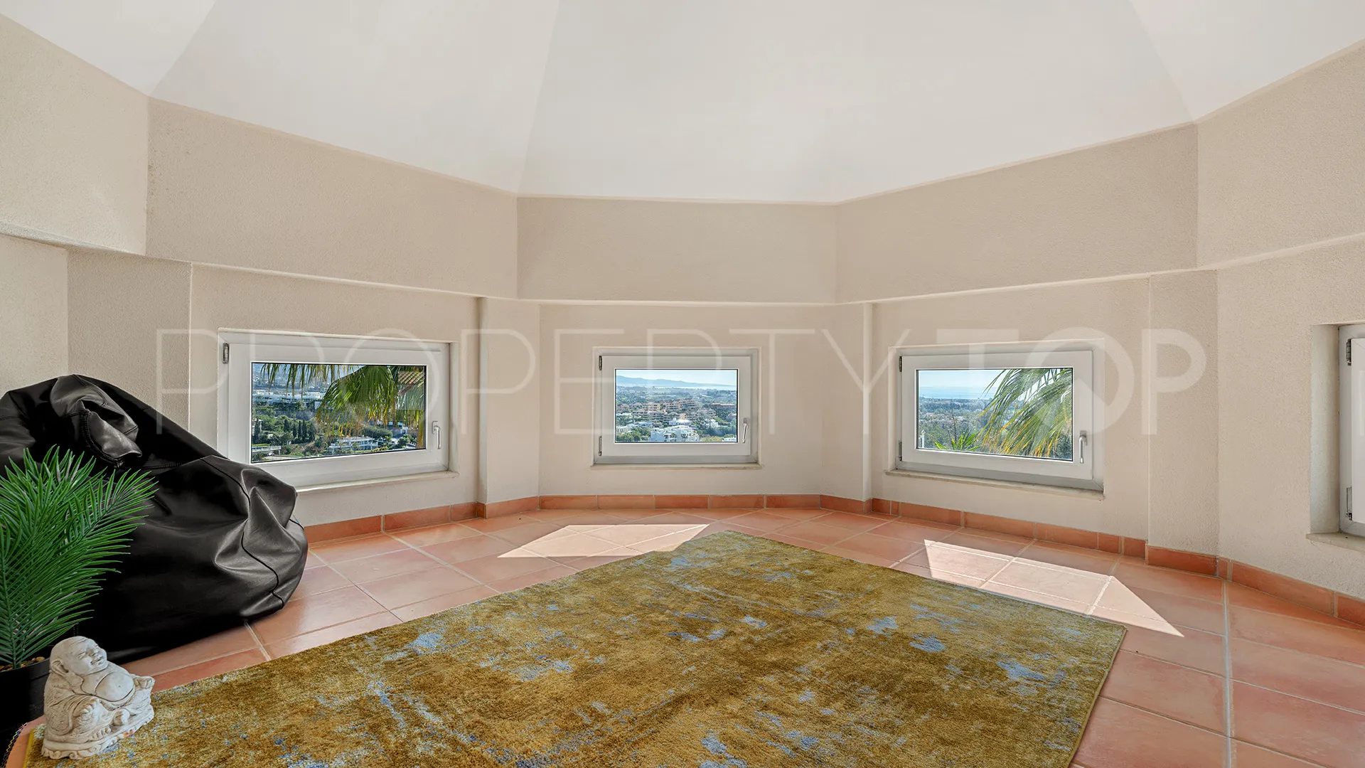 For sale La Alqueria 6 bedrooms villa