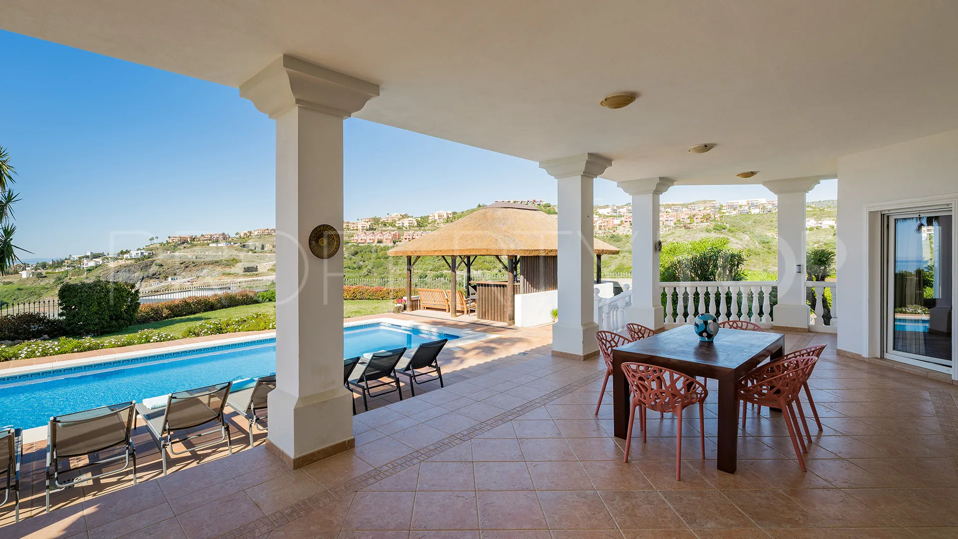 For sale La Alqueria 6 bedrooms villa
