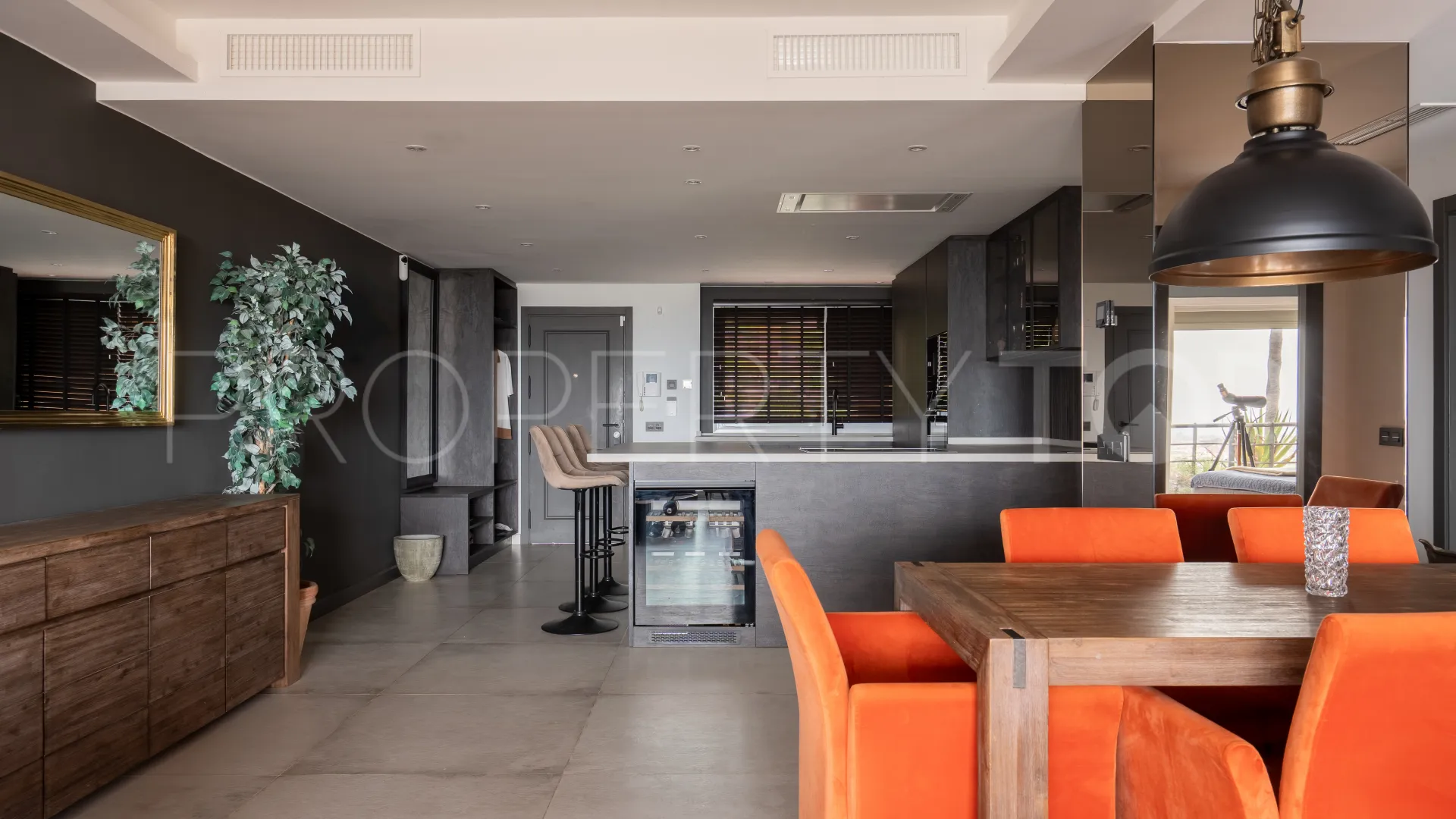 3 bedrooms Nueva Andalucia apartment for sale