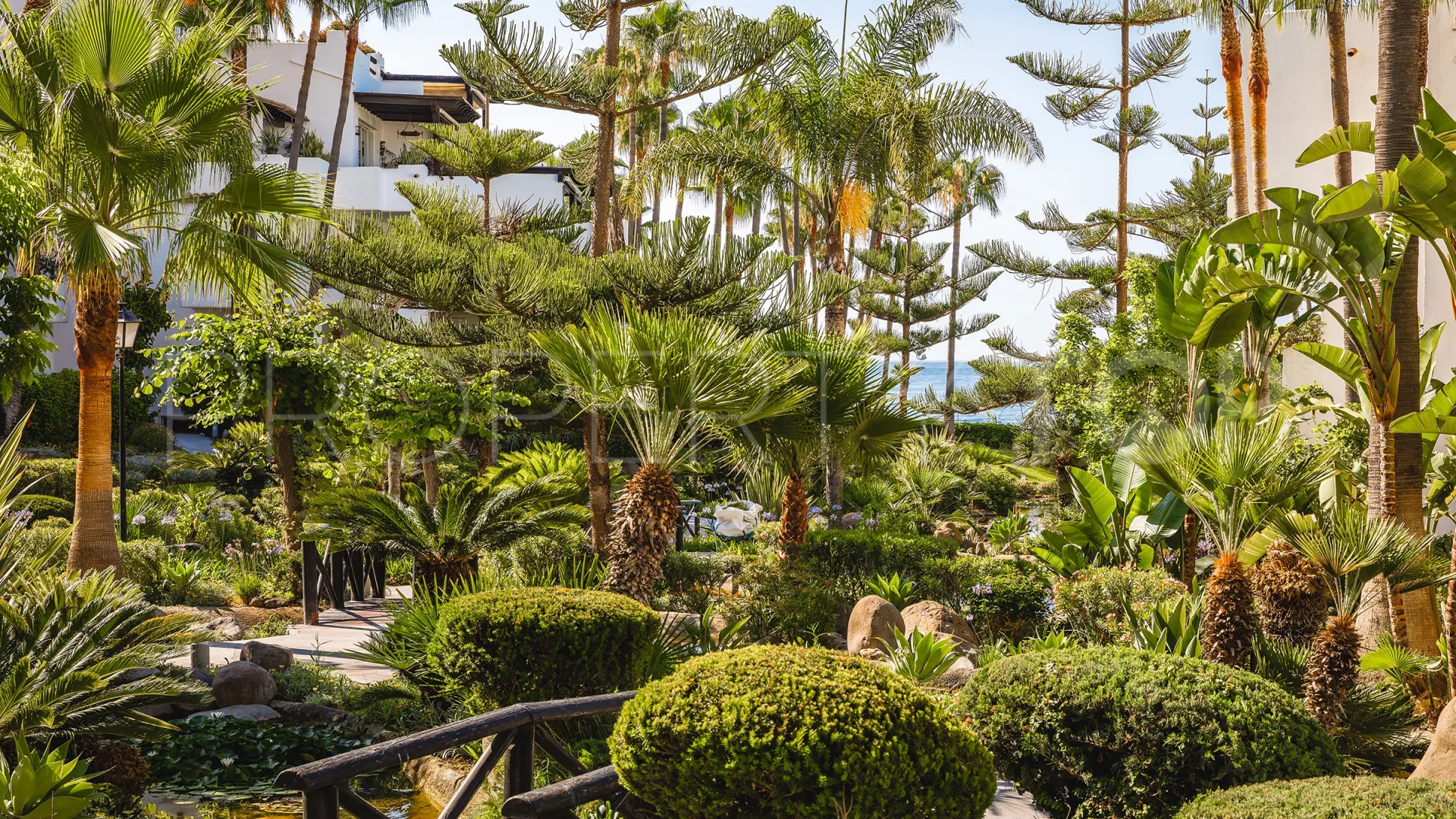 3 bedrooms Puente Romano apartment for sale