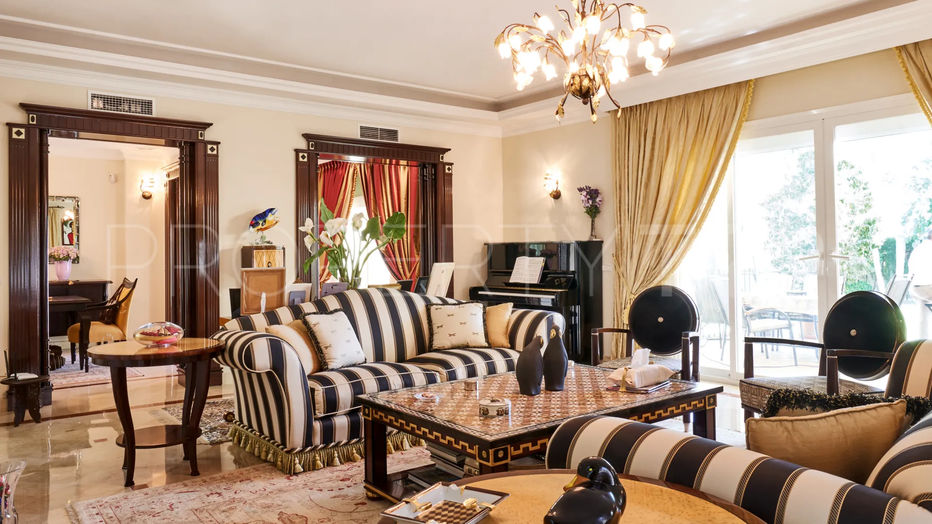 Las Brisas 4 bedrooms villa for sale