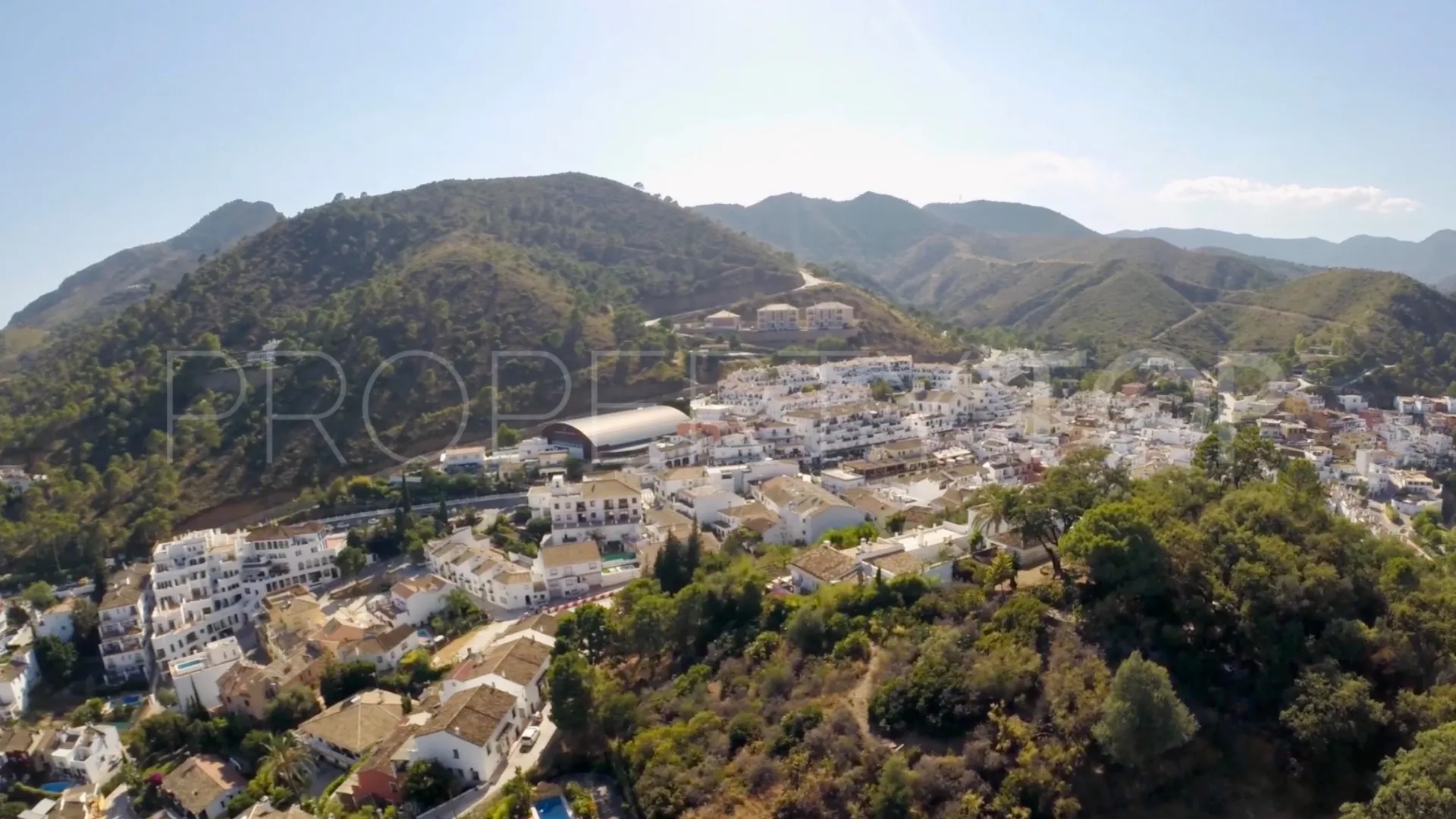 For sale plot in Benahavis Centro