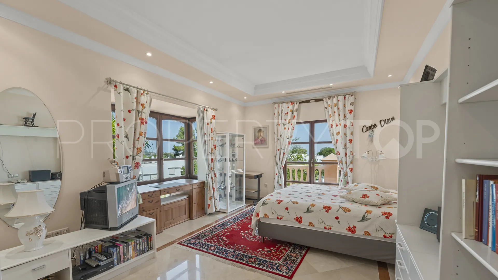 Nueva Andalucia, villa en venta de 6 dormitorios