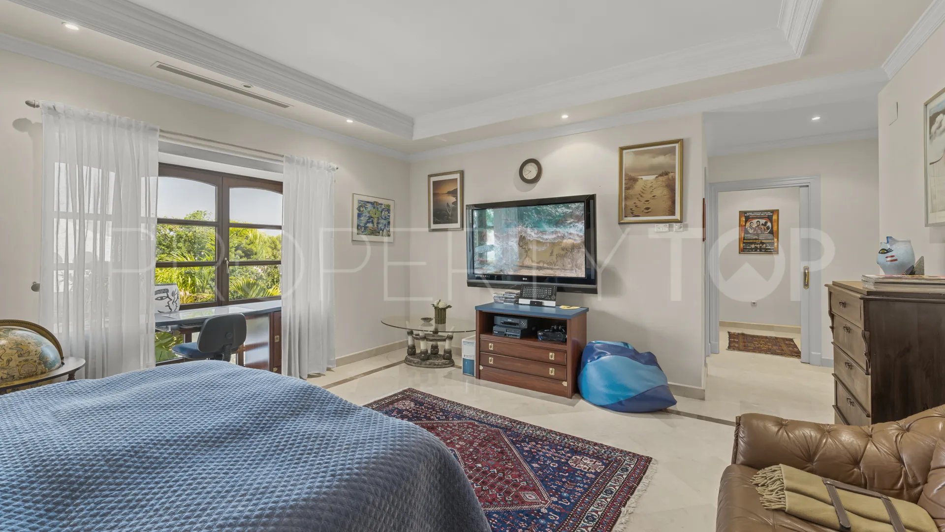 Nueva Andalucia, villa en venta de 6 dormitorios