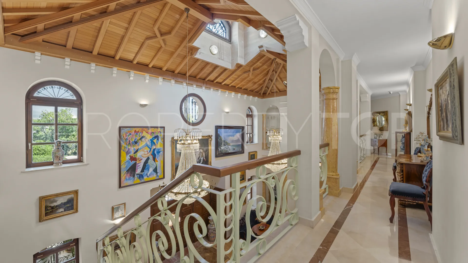 Nueva Andalucia, villa en venta de 6 dormitorios