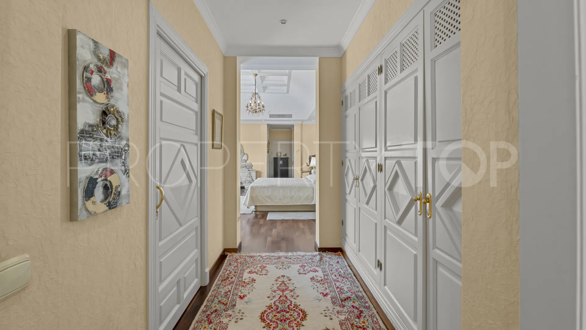 Nueva Andalucia, villa en venta de 6 dormitorios