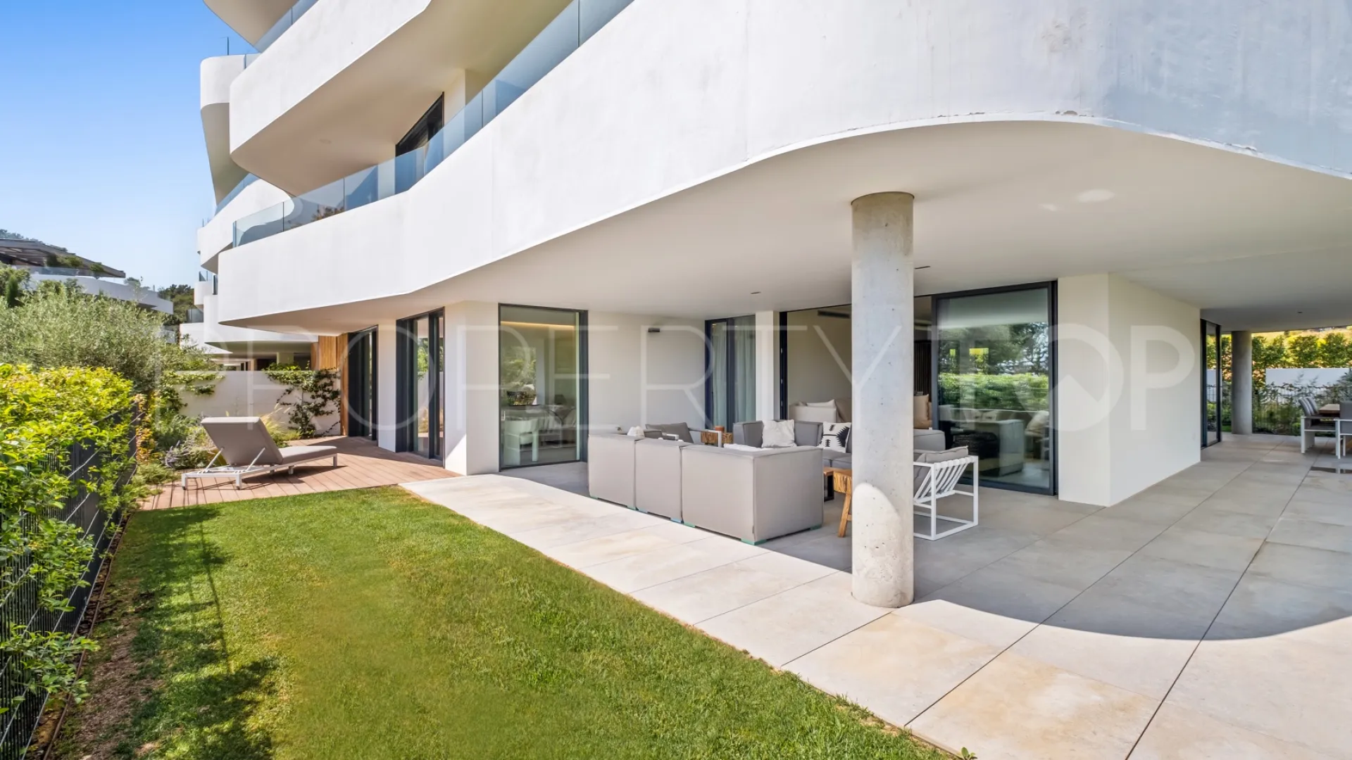 Apartamento planta baja a la venta en La Reserva