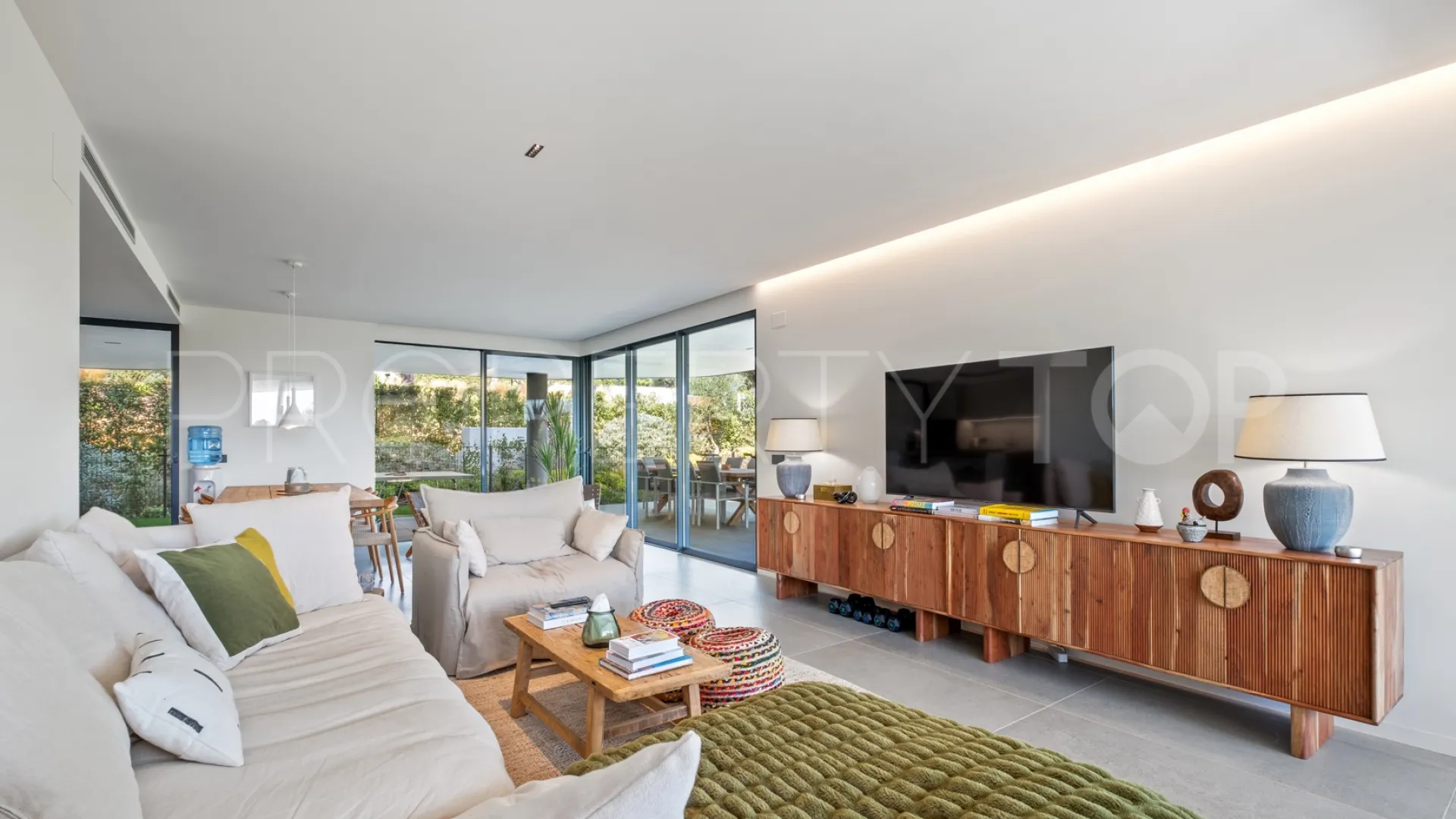 Apartamento planta baja a la venta en La Reserva