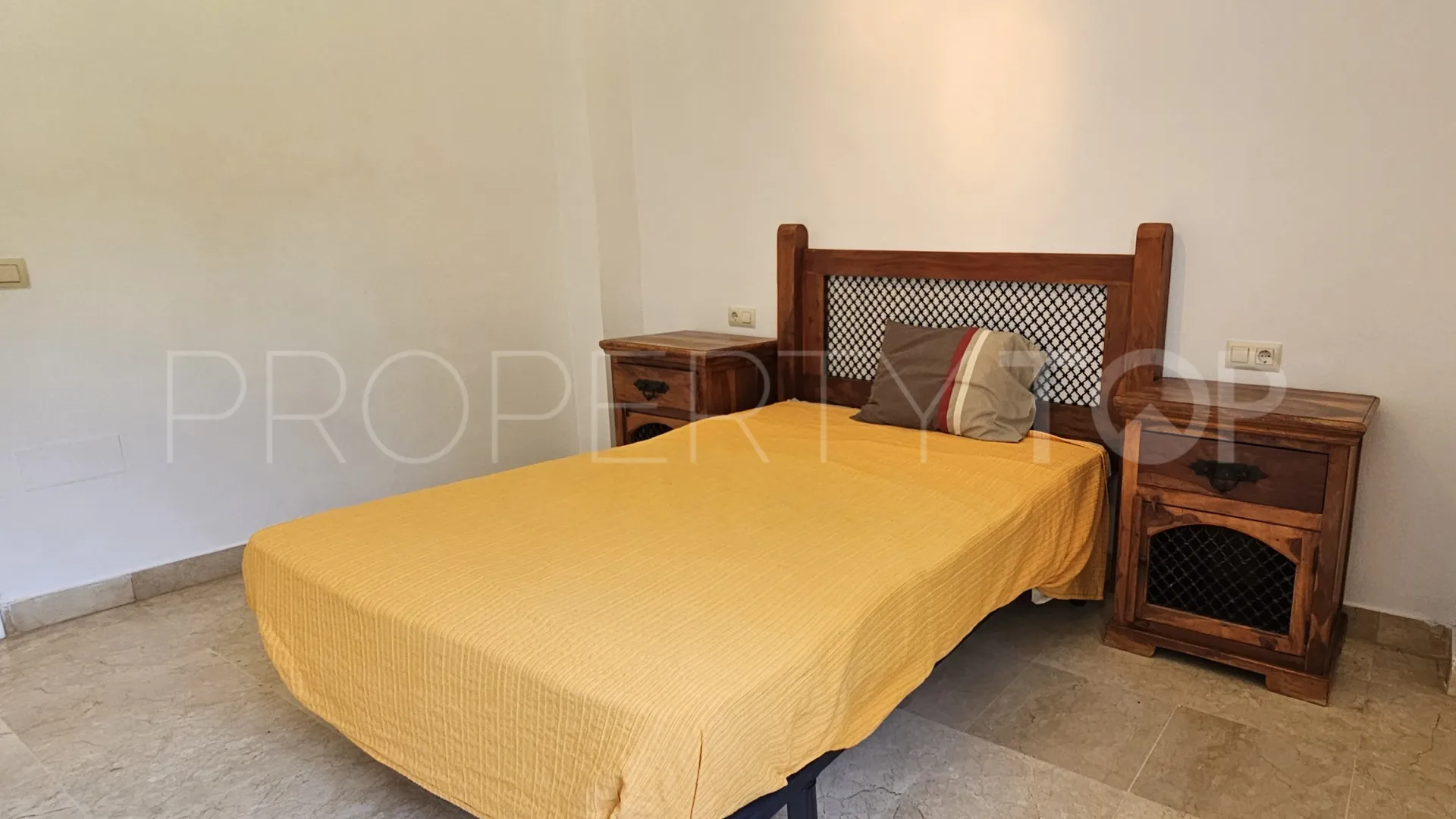 For sale 4 bedrooms villa in Alcaidesa