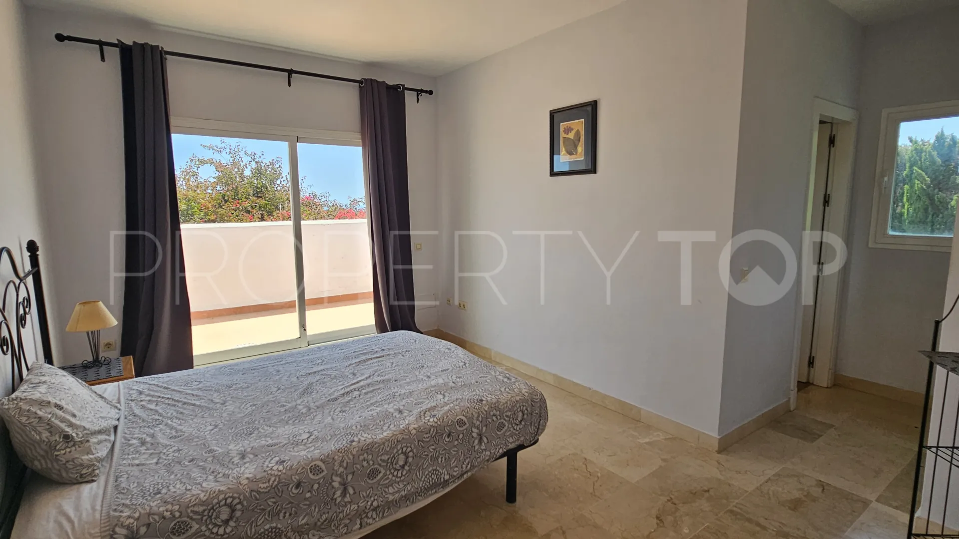 For sale 4 bedrooms villa in Alcaidesa