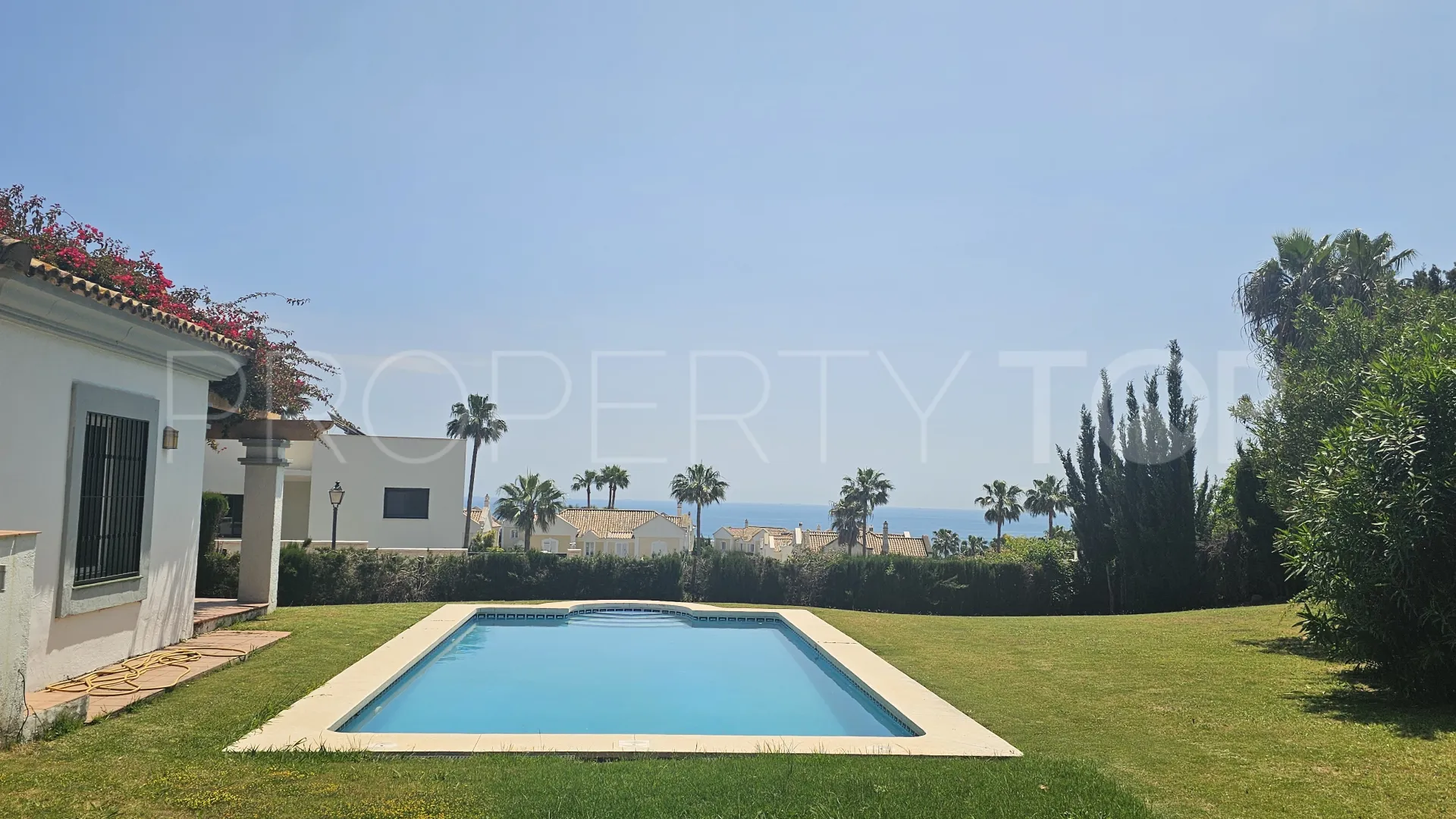 For sale 4 bedrooms villa in Alcaidesa