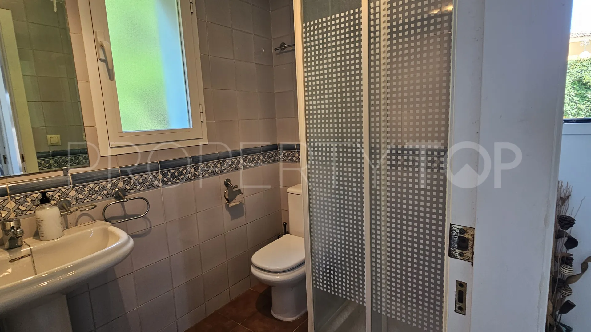 For sale 4 bedrooms villa in Alcaidesa
