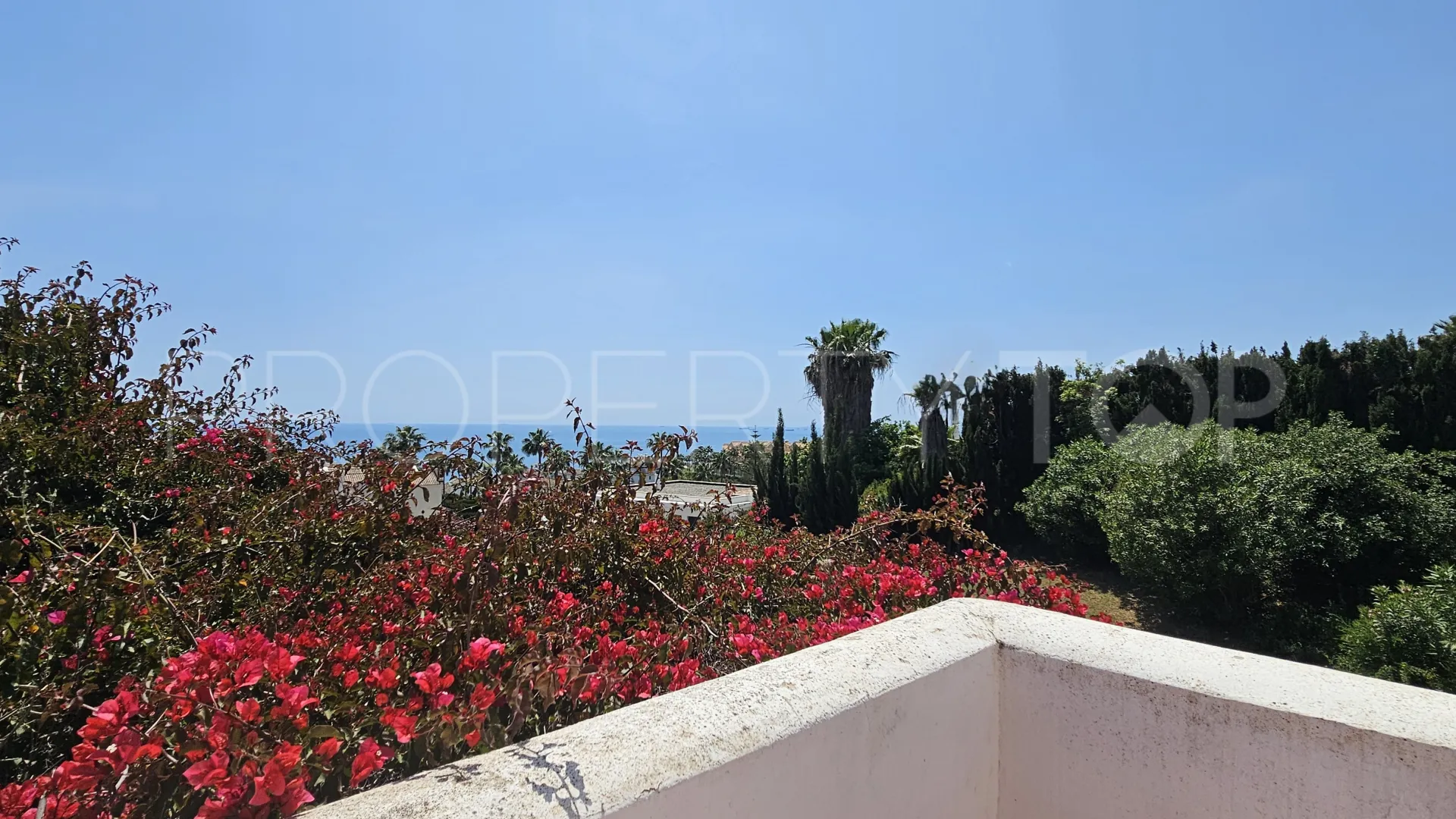 For sale 4 bedrooms villa in Alcaidesa
