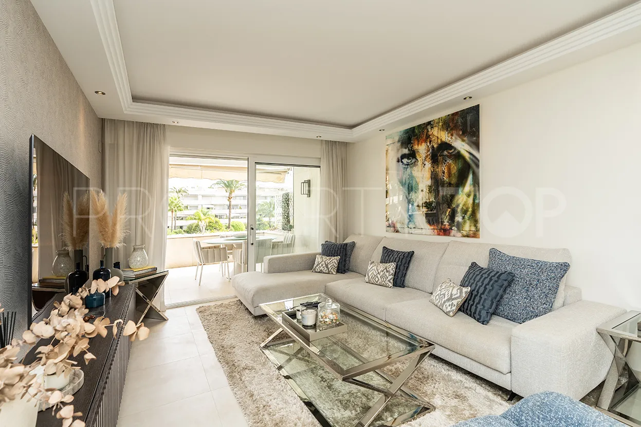 For sale apartment in Los Granados with 3 bedrooms