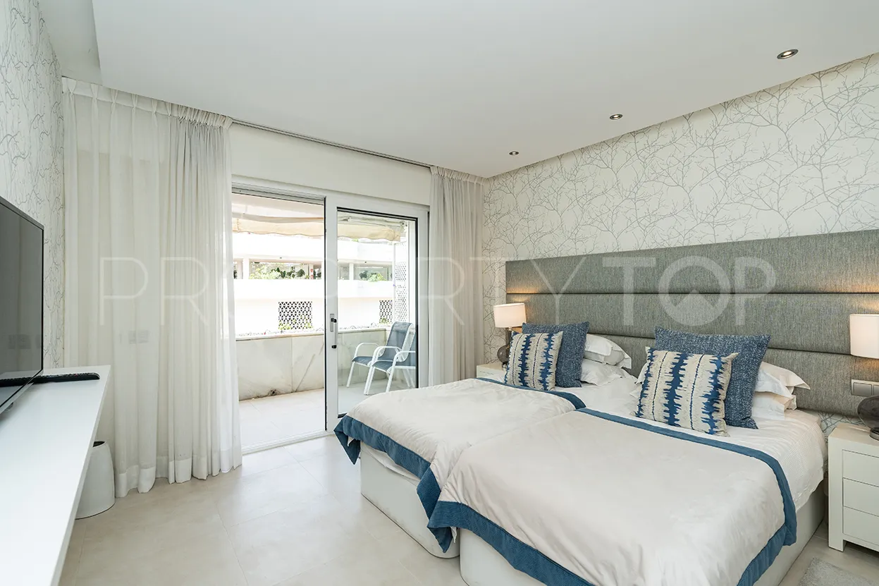 For sale apartment in Los Granados with 3 bedrooms
