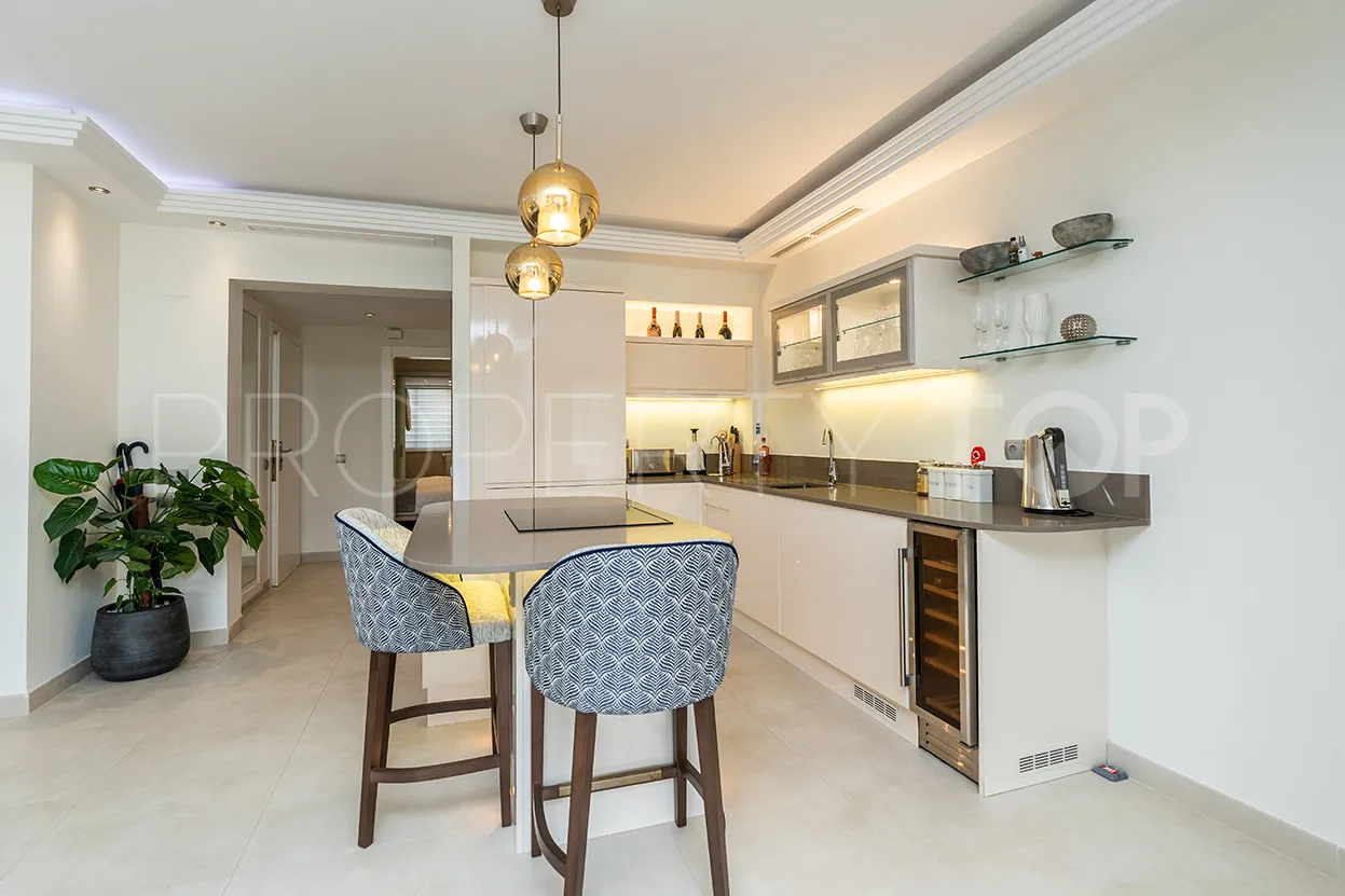 For sale apartment in Los Granados with 3 bedrooms