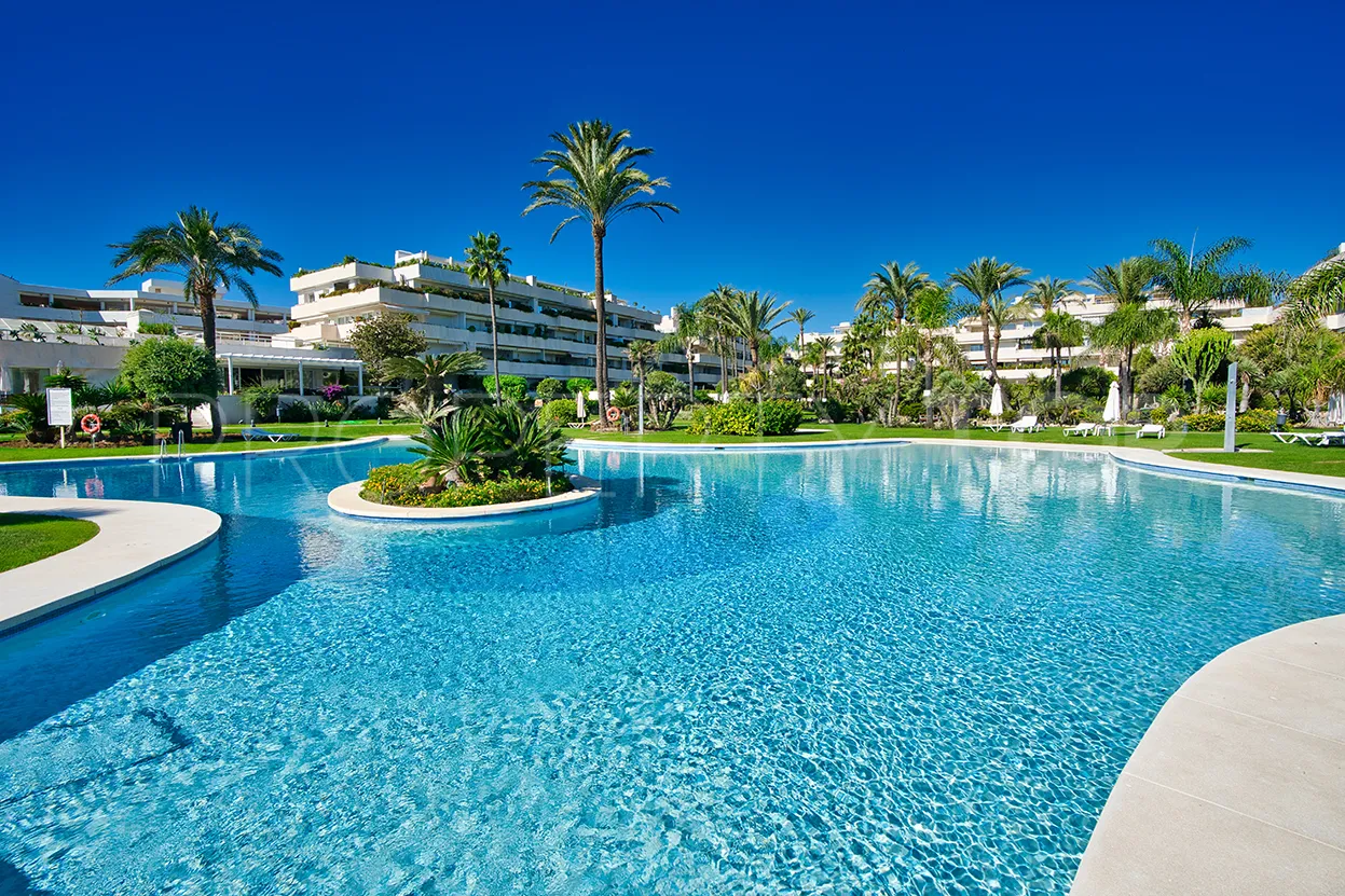 For sale apartment in Los Granados with 3 bedrooms