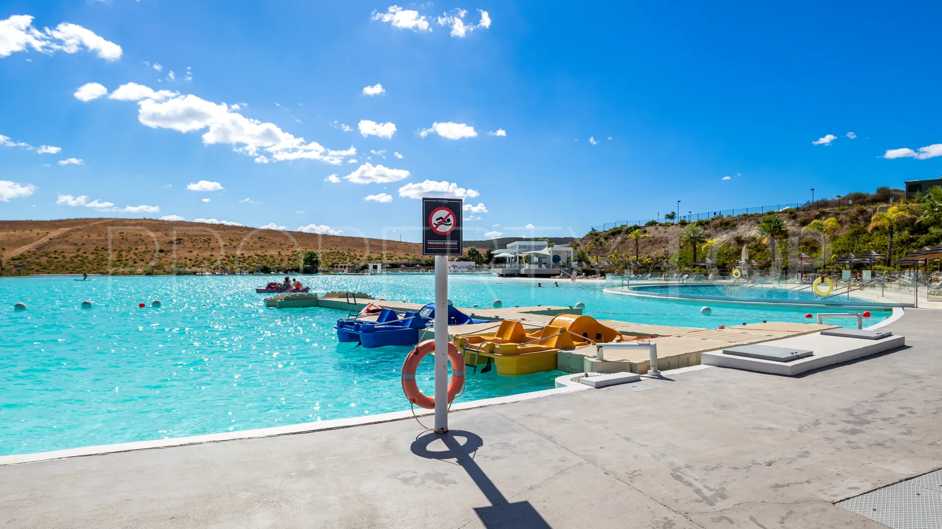 Alcazaba Lagoon, apartamento planta baja de 2 dormitorios en venta