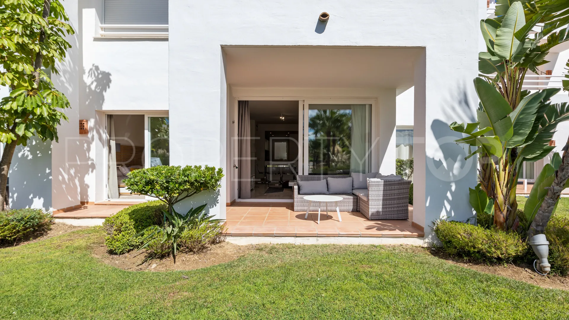 Alcazaba Lagoon, apartamento planta baja de 2 dormitorios en venta