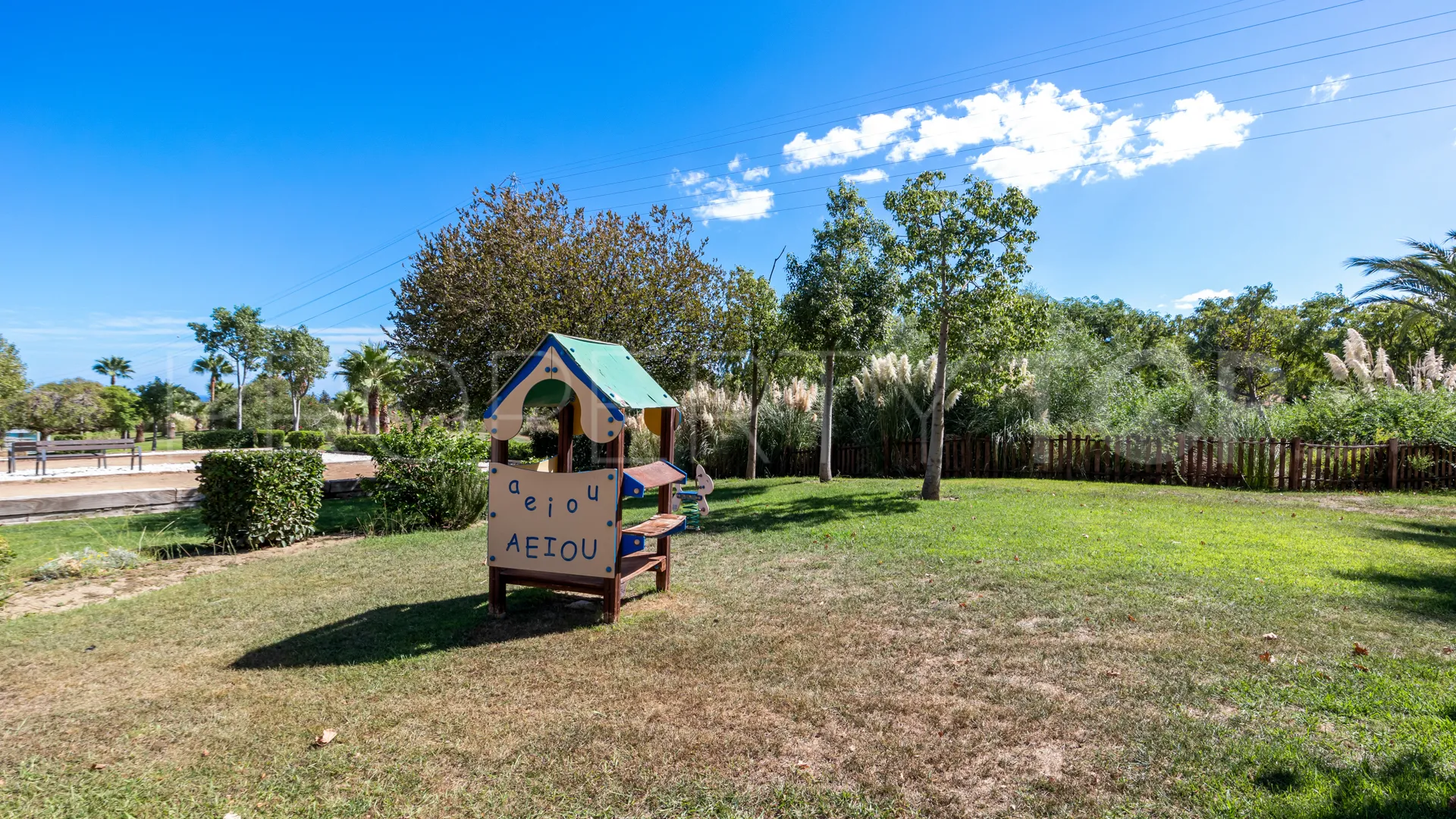 Alcazaba Lagoon, apartamento planta baja de 2 dormitorios en venta