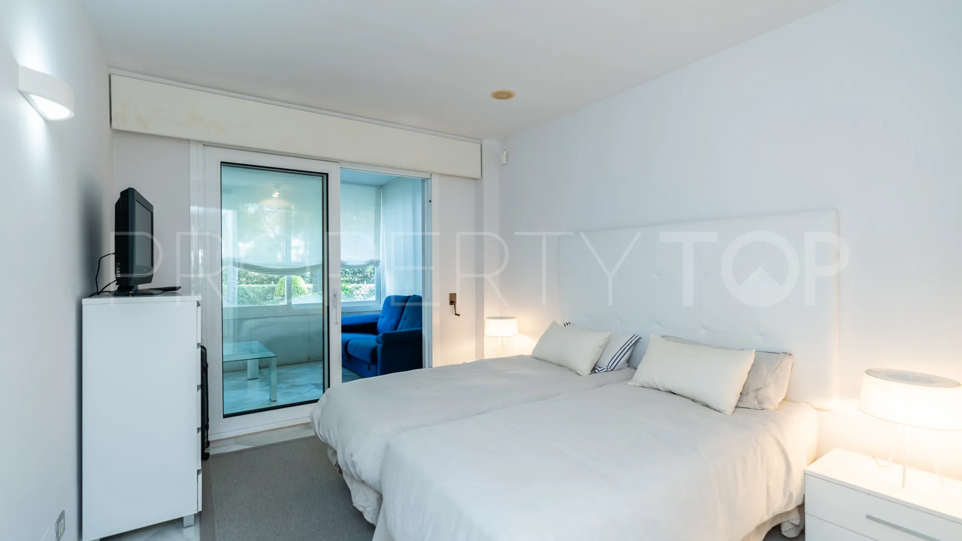 Apartamento planta baja en venta en Los Granados